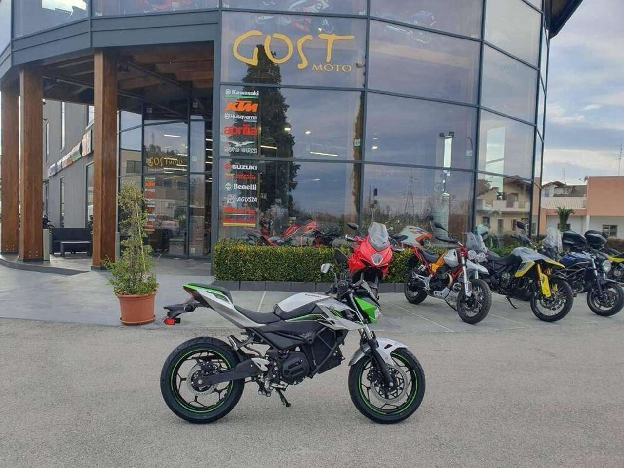 Kawasaki Others