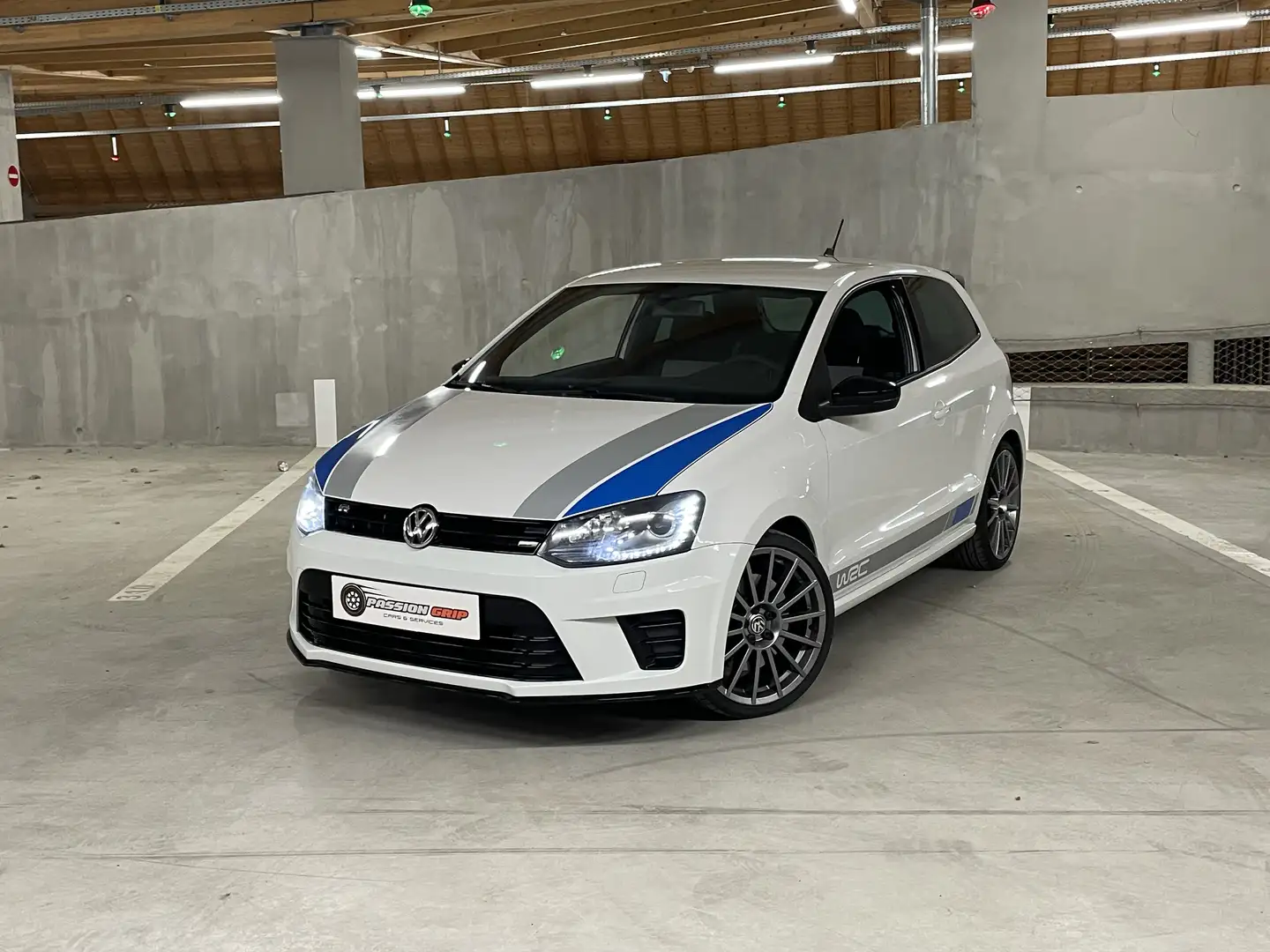 Volkswagen Polo R WRC 2.0 TSI 220 Weiß - 1