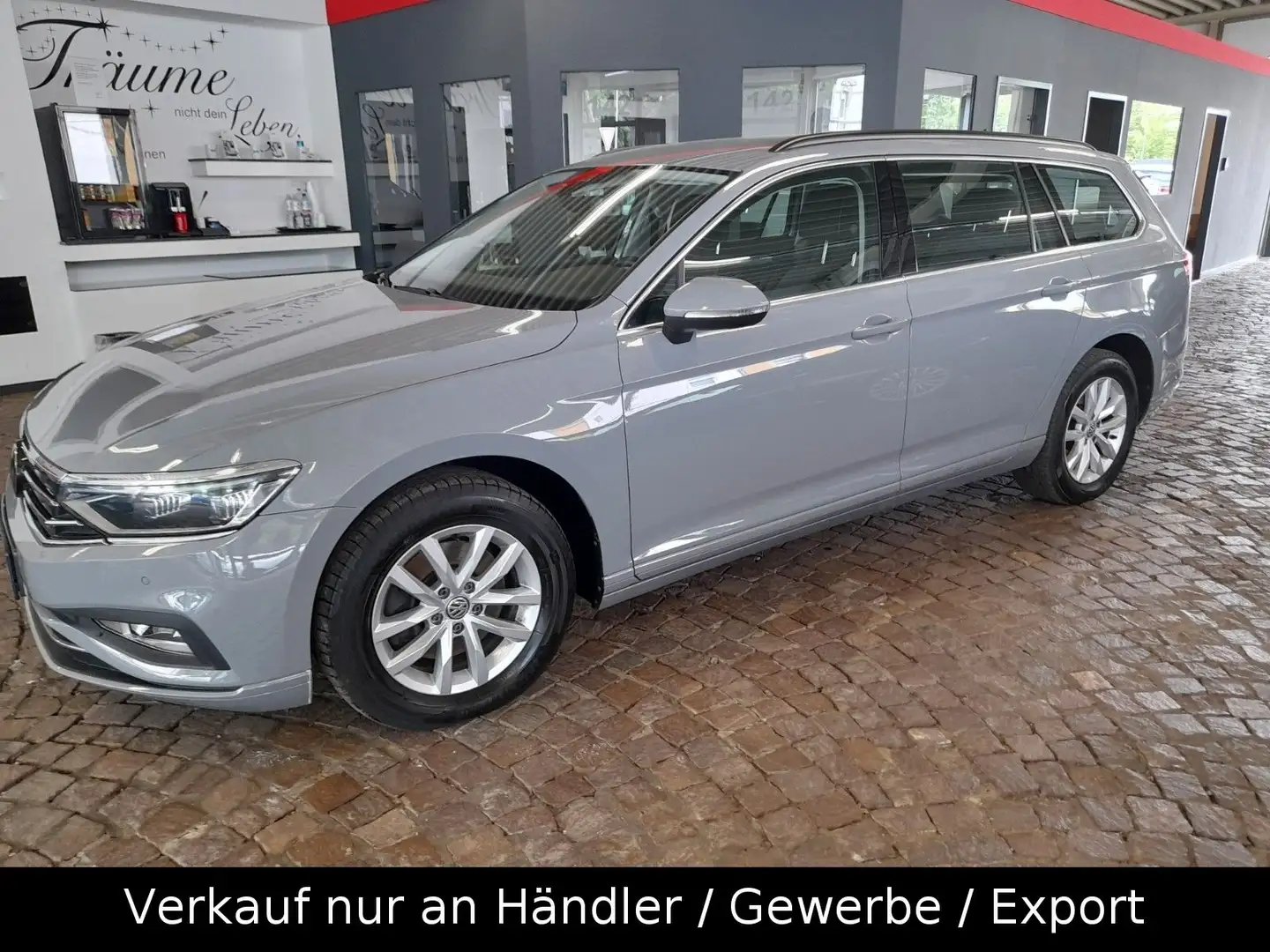 Volkswagen Passat Variant Business Grau - 1