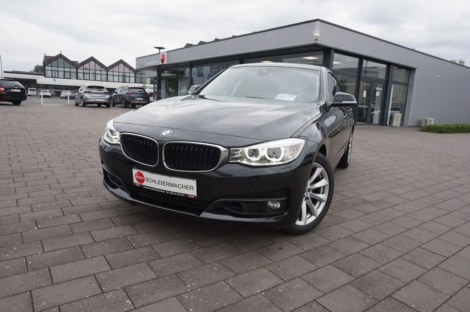 BMW 325 Advantage Navi HUD Panoramad. Negru - 1