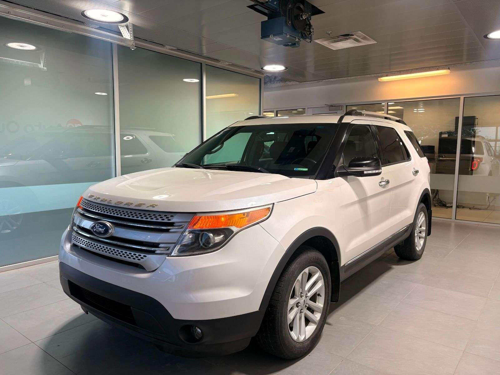 2015 Ford Explorer NO ACCIDENTS | XLT | AWD — снимка 1