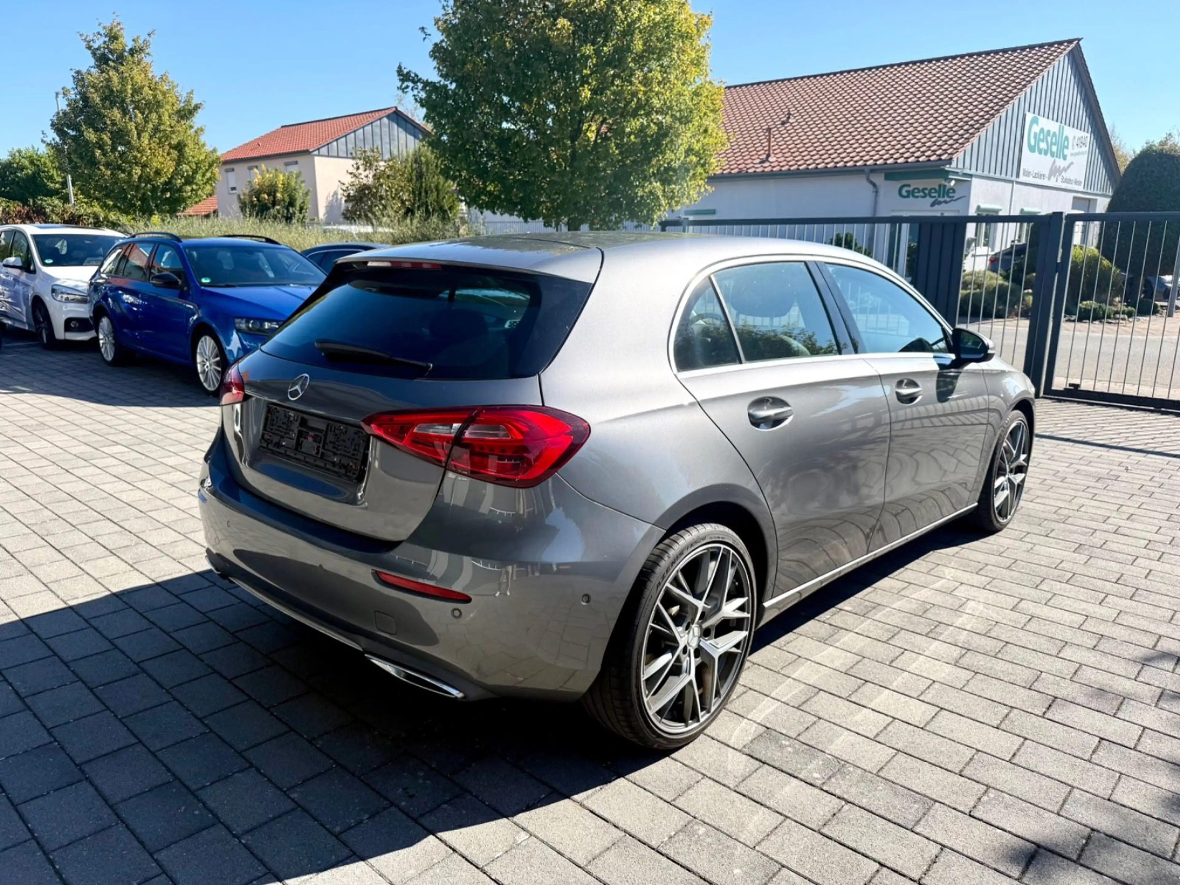 Mercedes-Benz A 200 Progressive Navi/Kamera/19" — photo 5