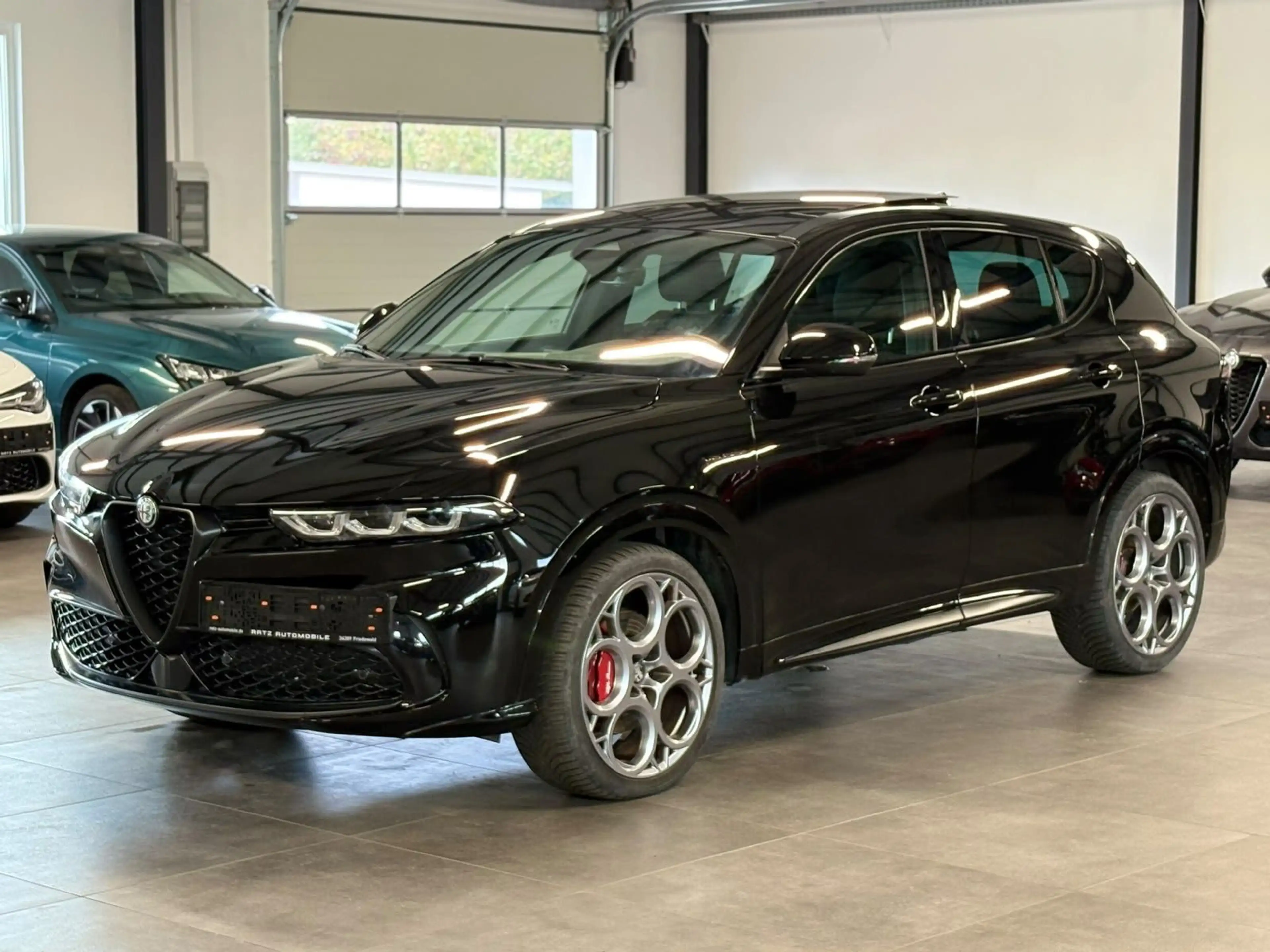 Alfa Romeo Tonale Veloce MATRIX+PANO+NAV+ACC+WINTER+KAM+19" — photo 3