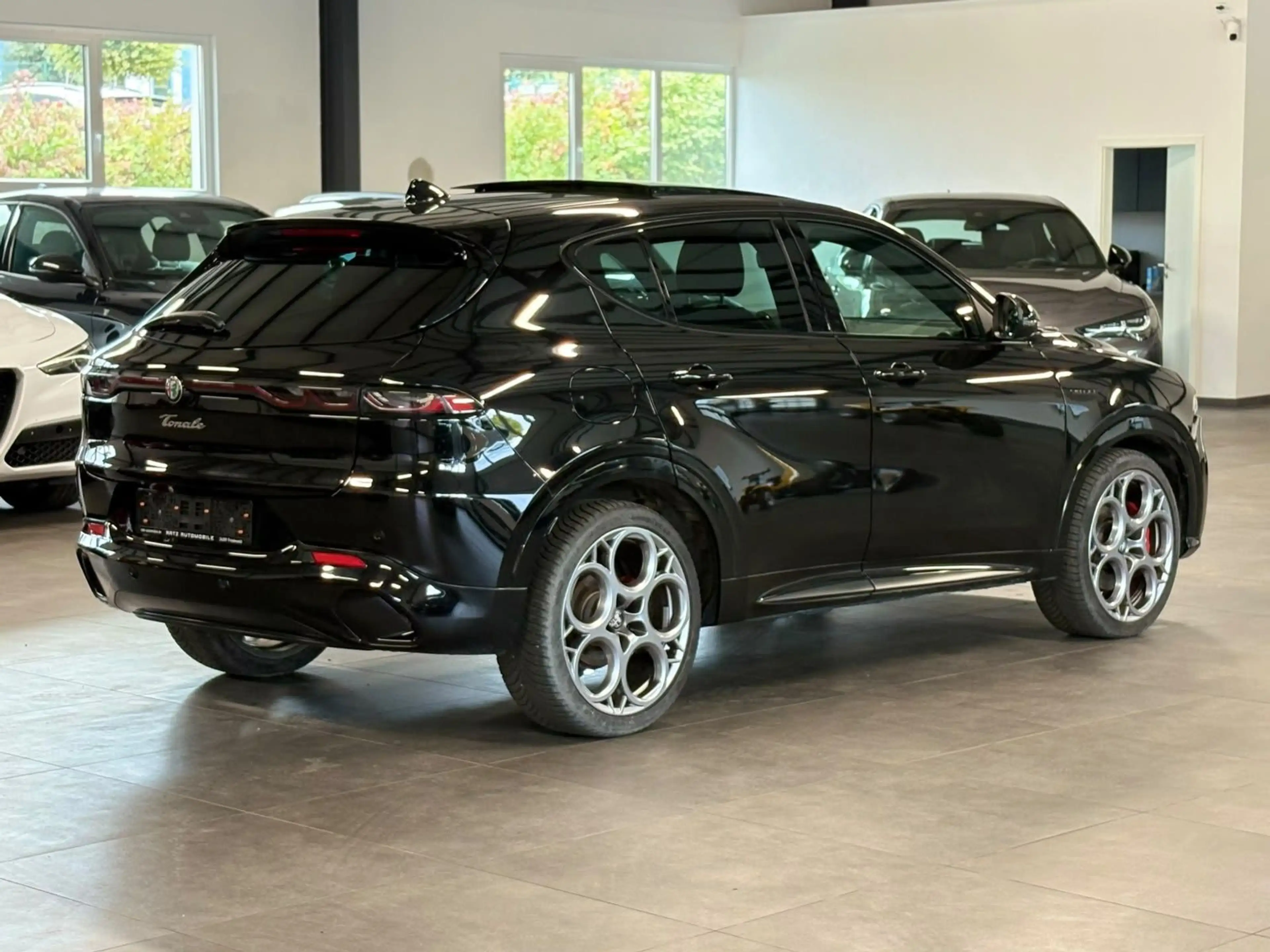 Alfa Romeo Tonale Veloce MATRIX+PANO+NAV+ACC+WINTER+KAM+19" — photo 6