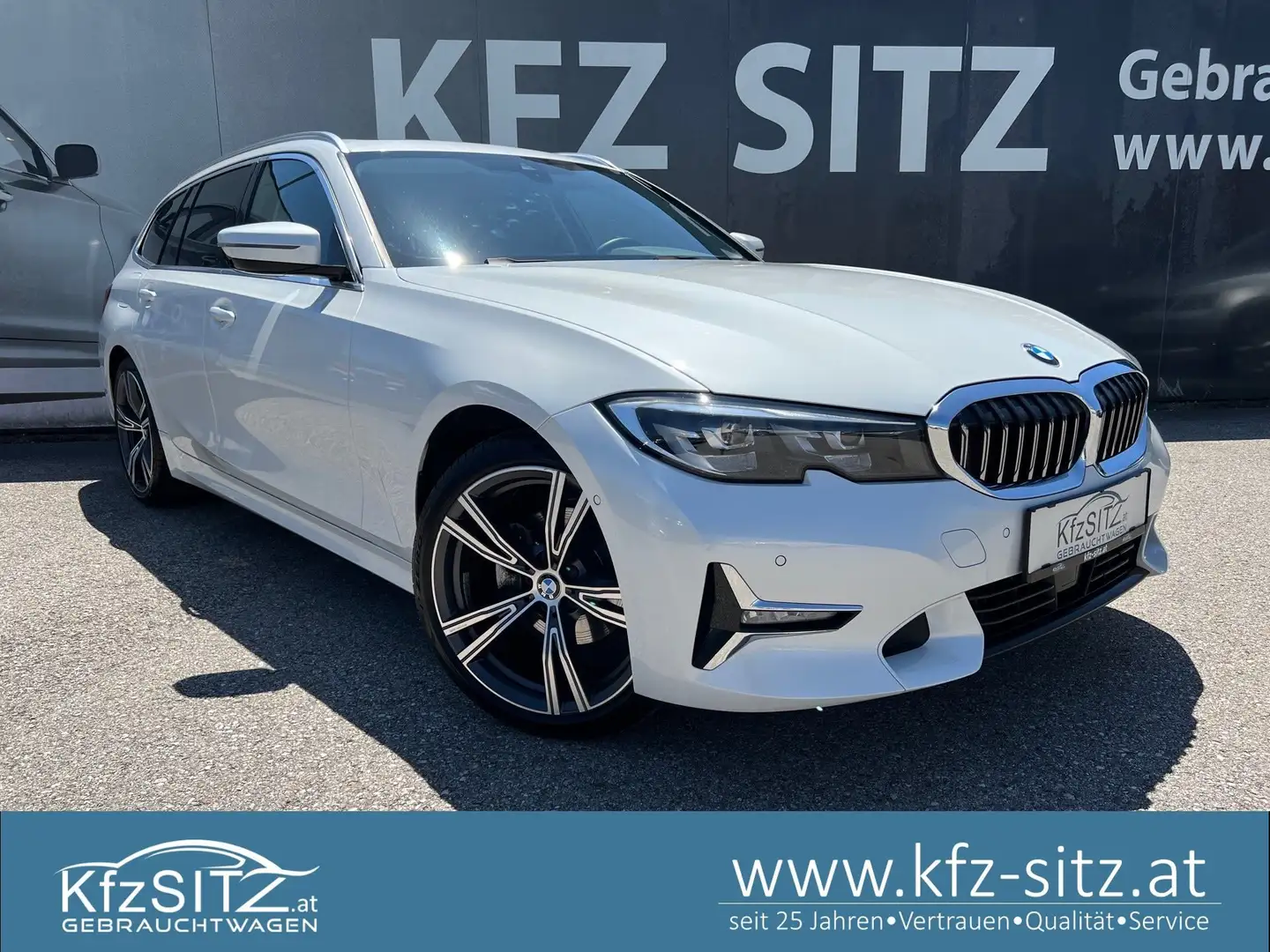 BMW 320 d xDrive Touring Luxury Aut.| NP. € 74.460 Wit - 1