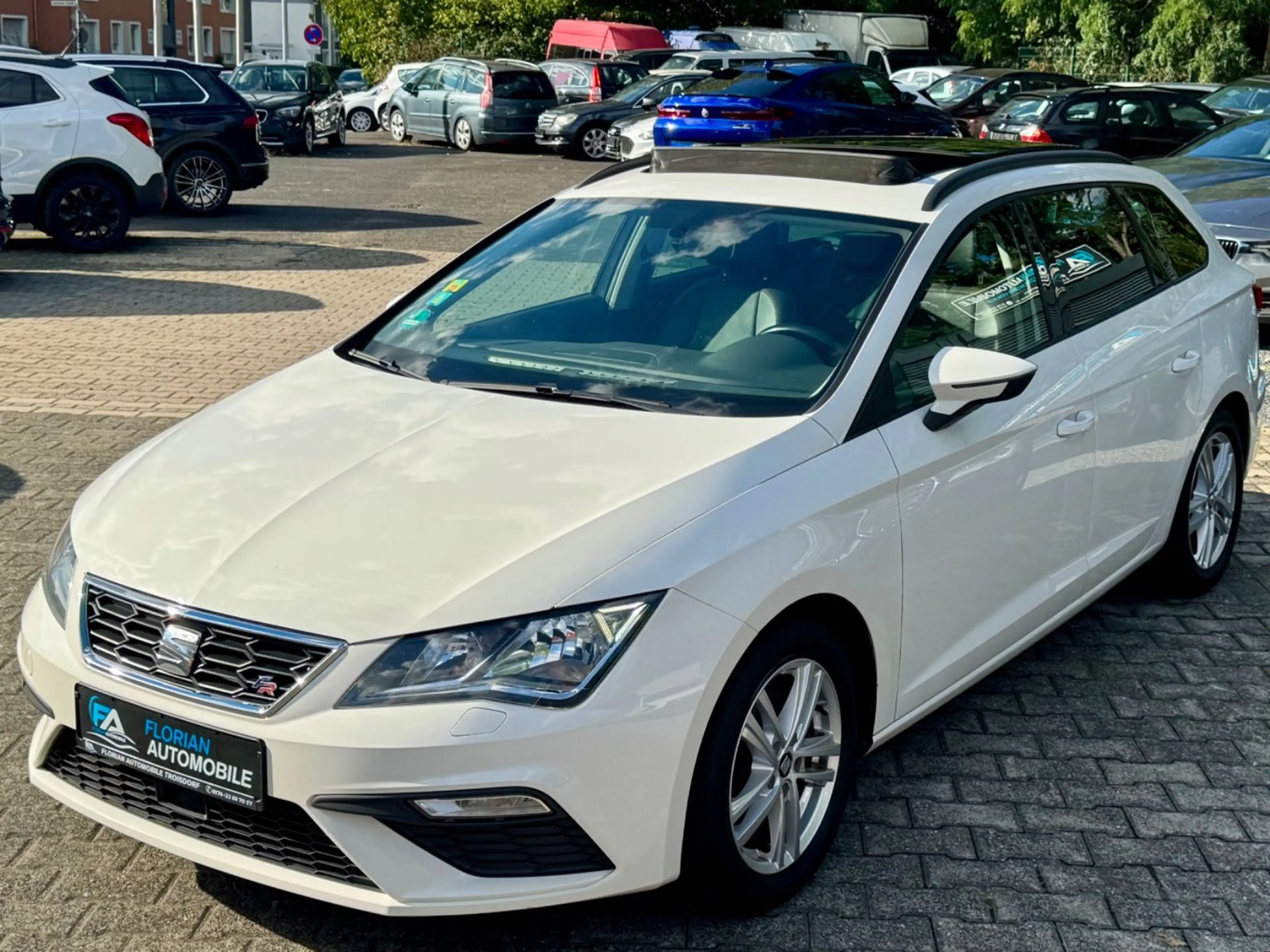 SEAT Leon ST FR Line 2.0 TDI Automatik*Leder*Panorama — photo 6