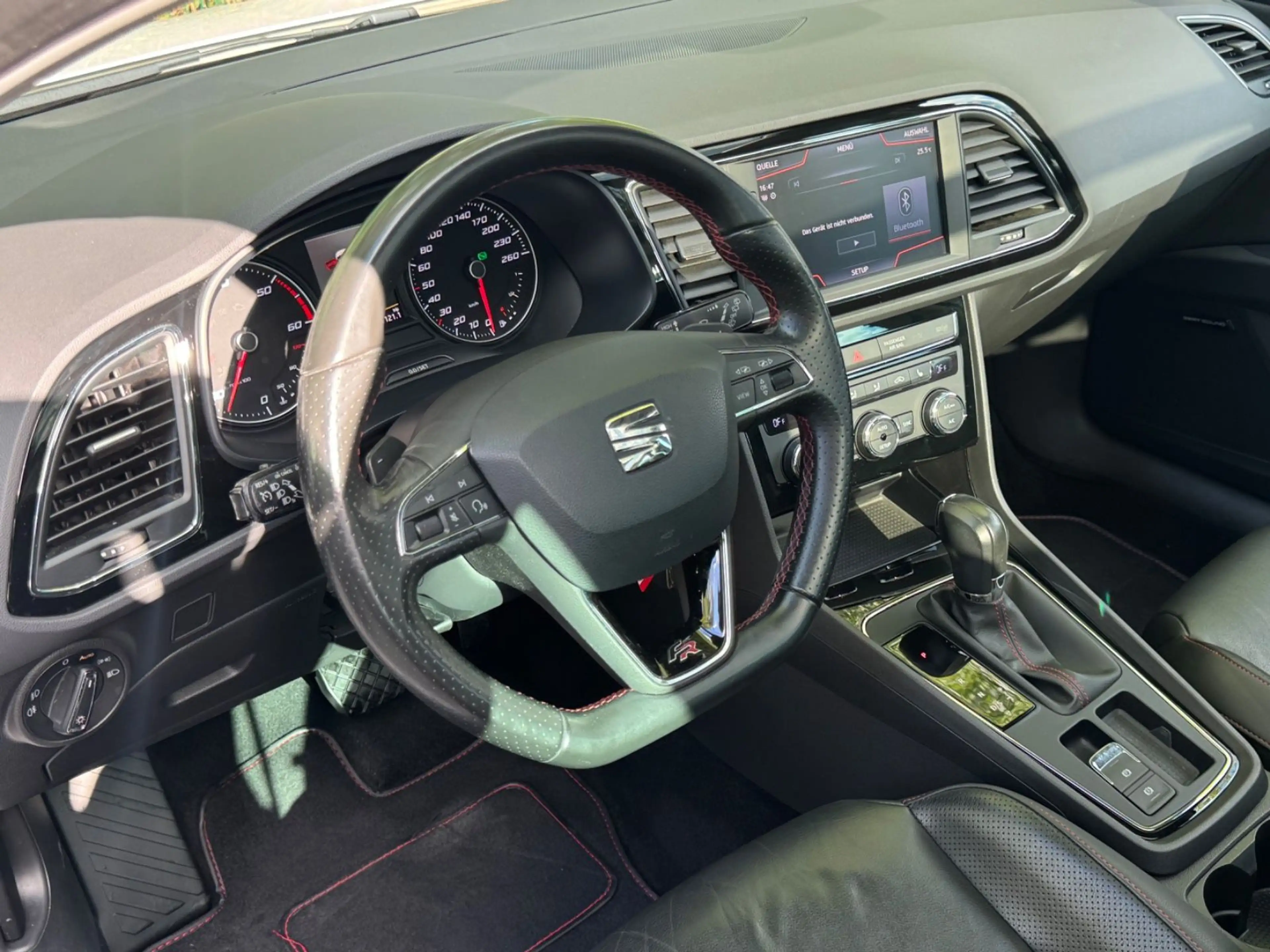 SEAT Leon ST FR Line 2.0 TDI Automatik*Leder*Panorama — photo 13