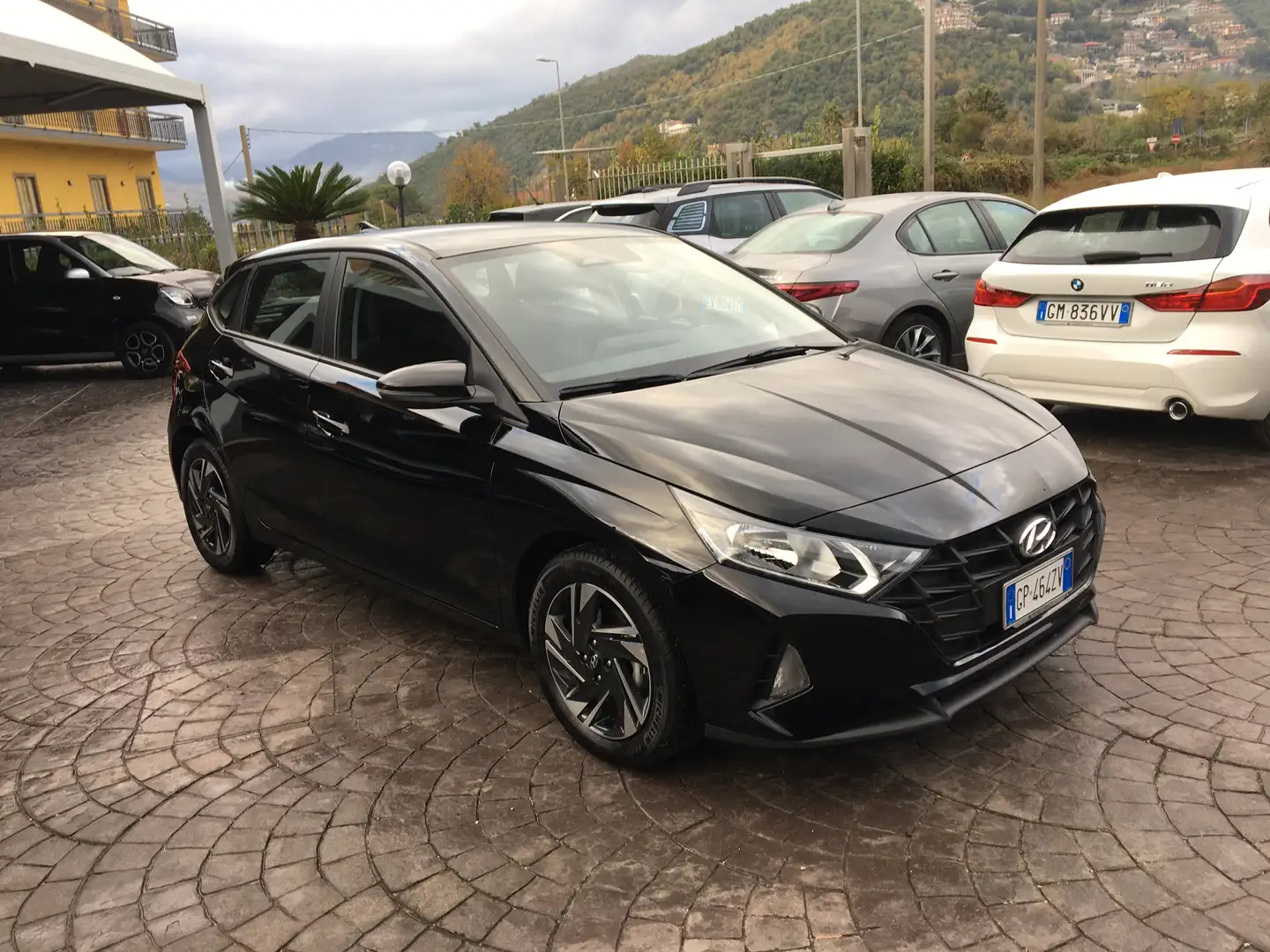 Hyundai i20 1.2 mpi Connectline Nero - 1