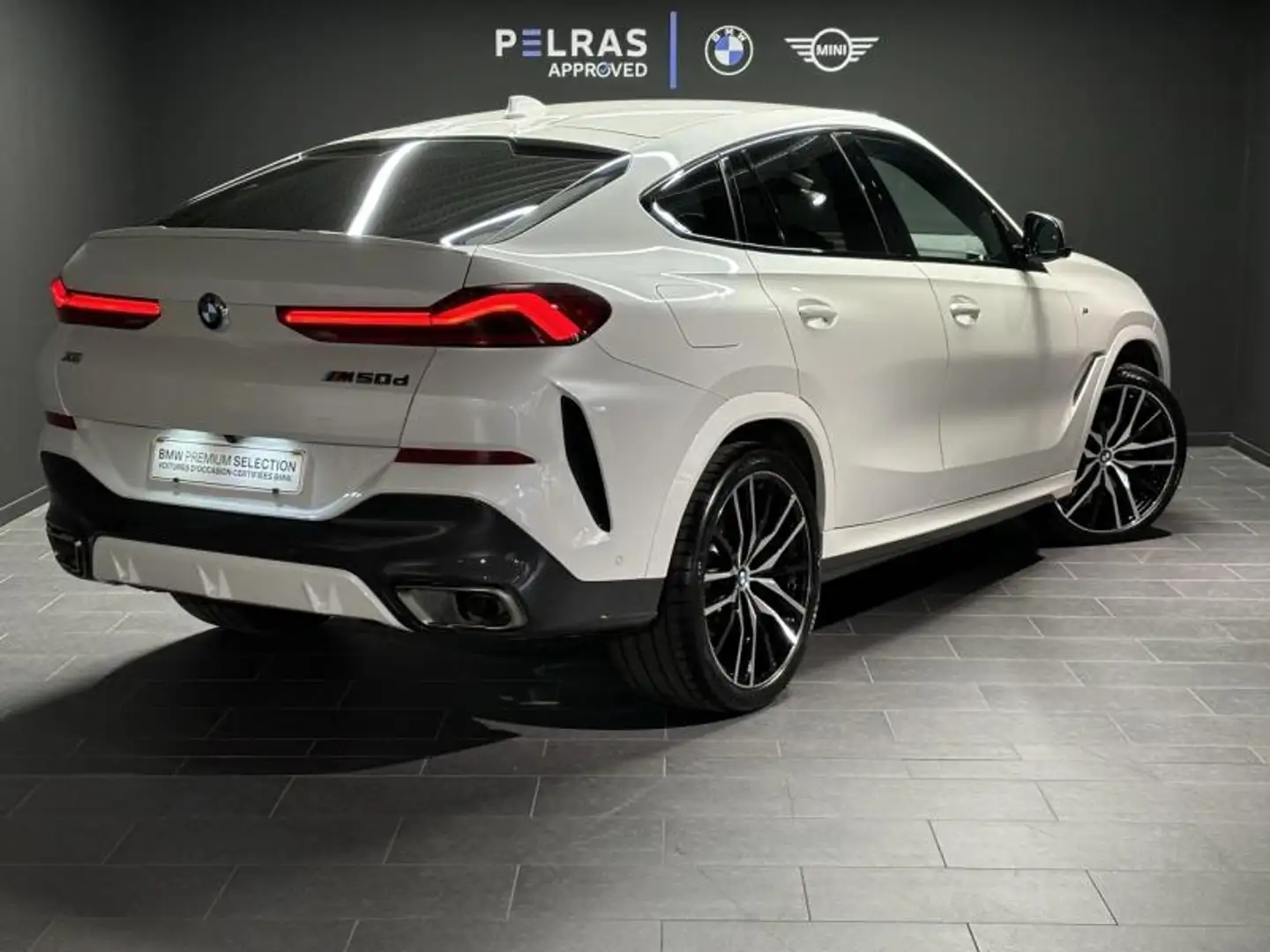 BMW X6 M M50dA 400ch Blanc - 2