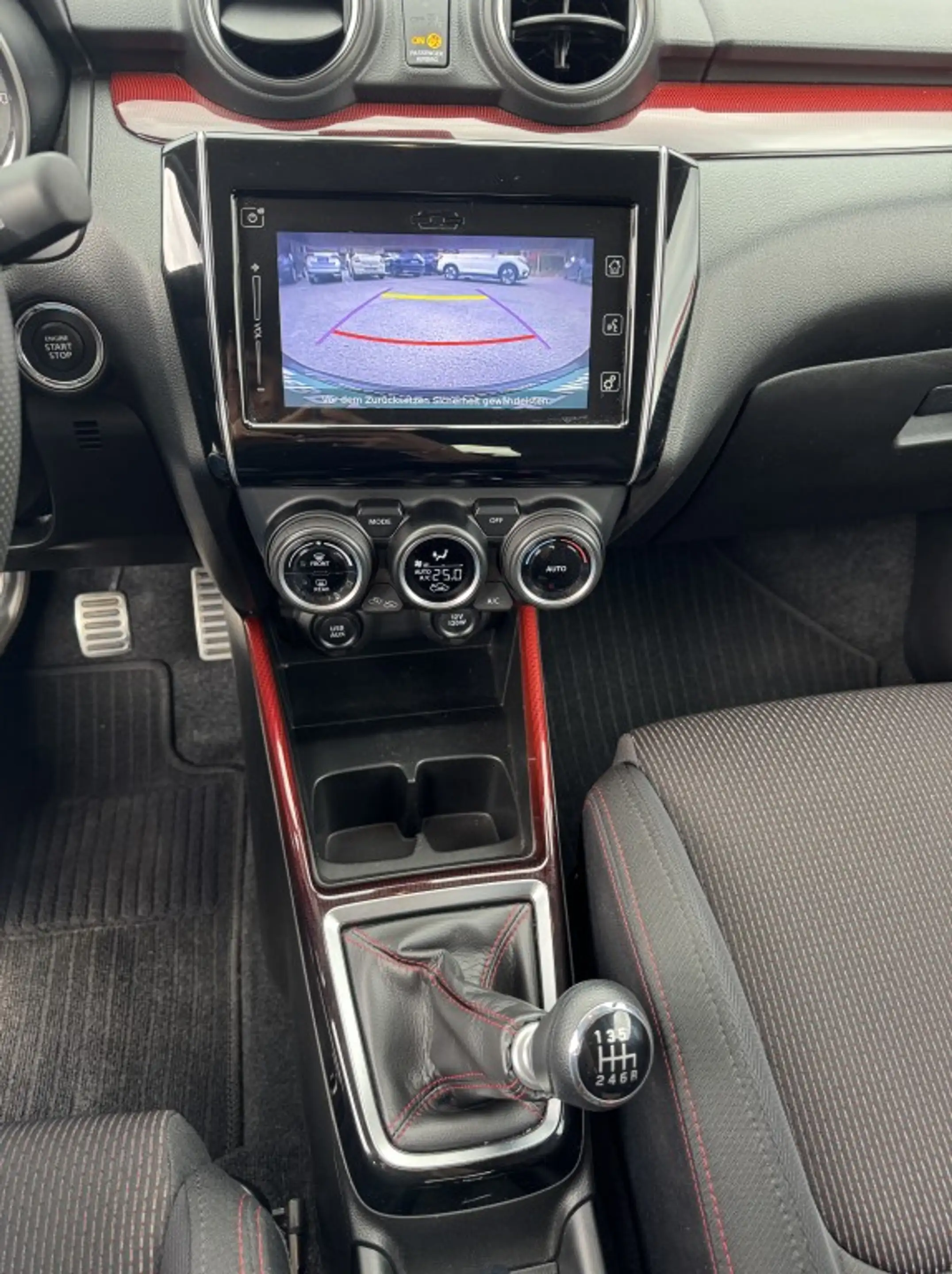 Suzuki Swift Sport 1.4 Boosterjet Hybrid — photo 13