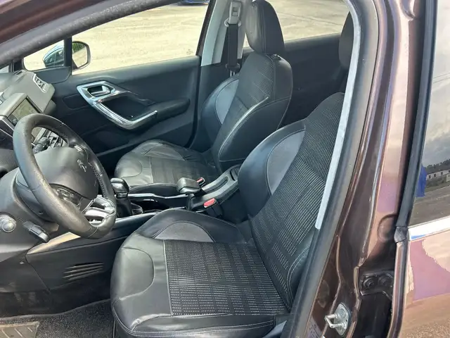 Peugeot 2008 view 4