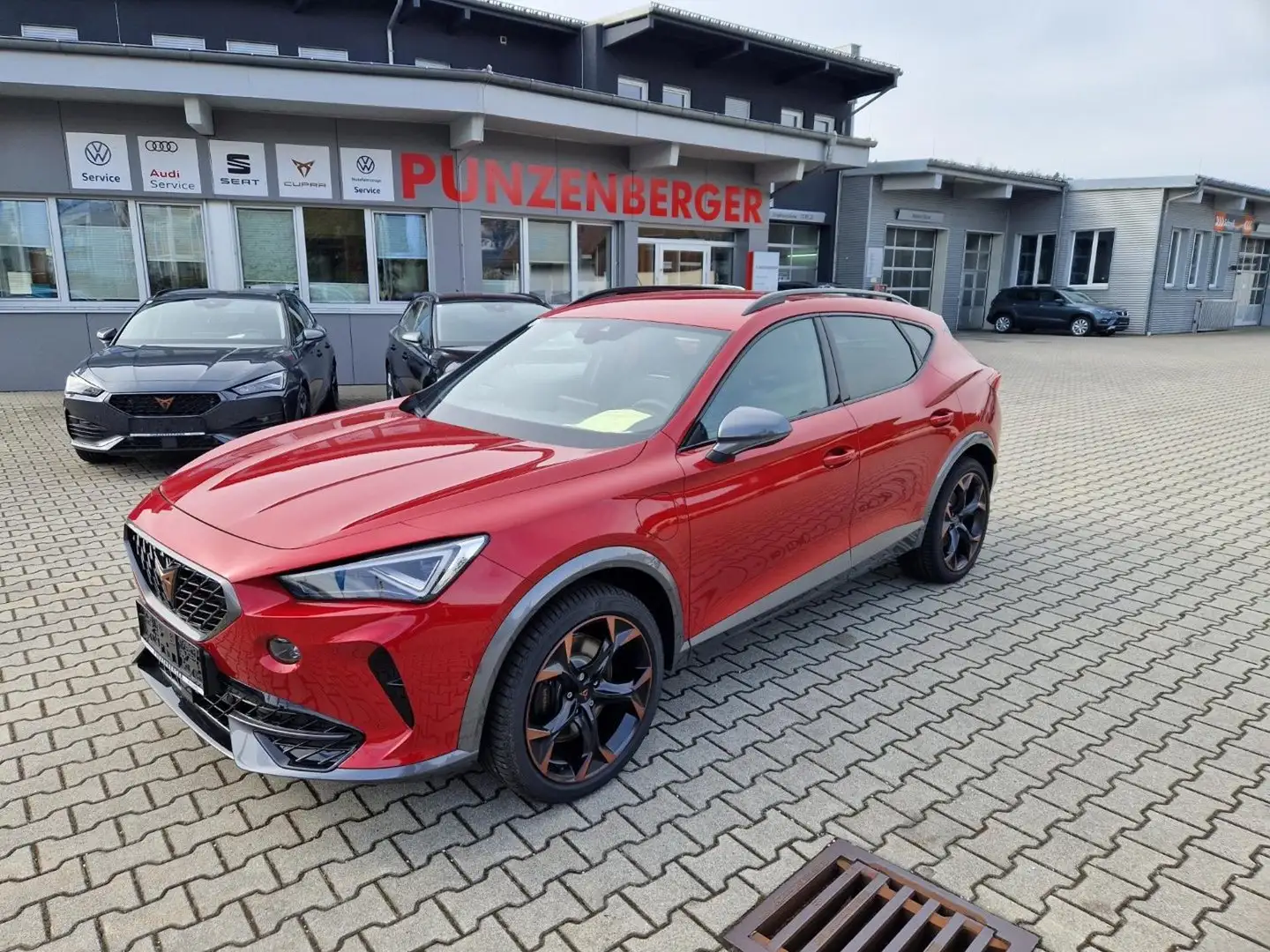 CUPRA Formentor VZ e-HYBRID 245 PS DSG Rouge - 1
