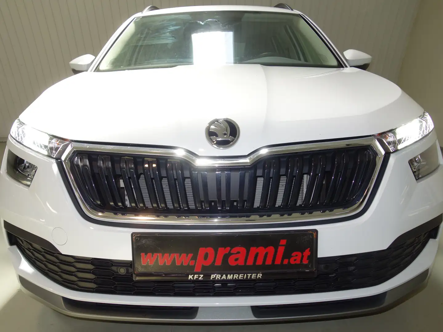 Skoda Kamiq 1,0 TSI Style DSG Weiß - 2