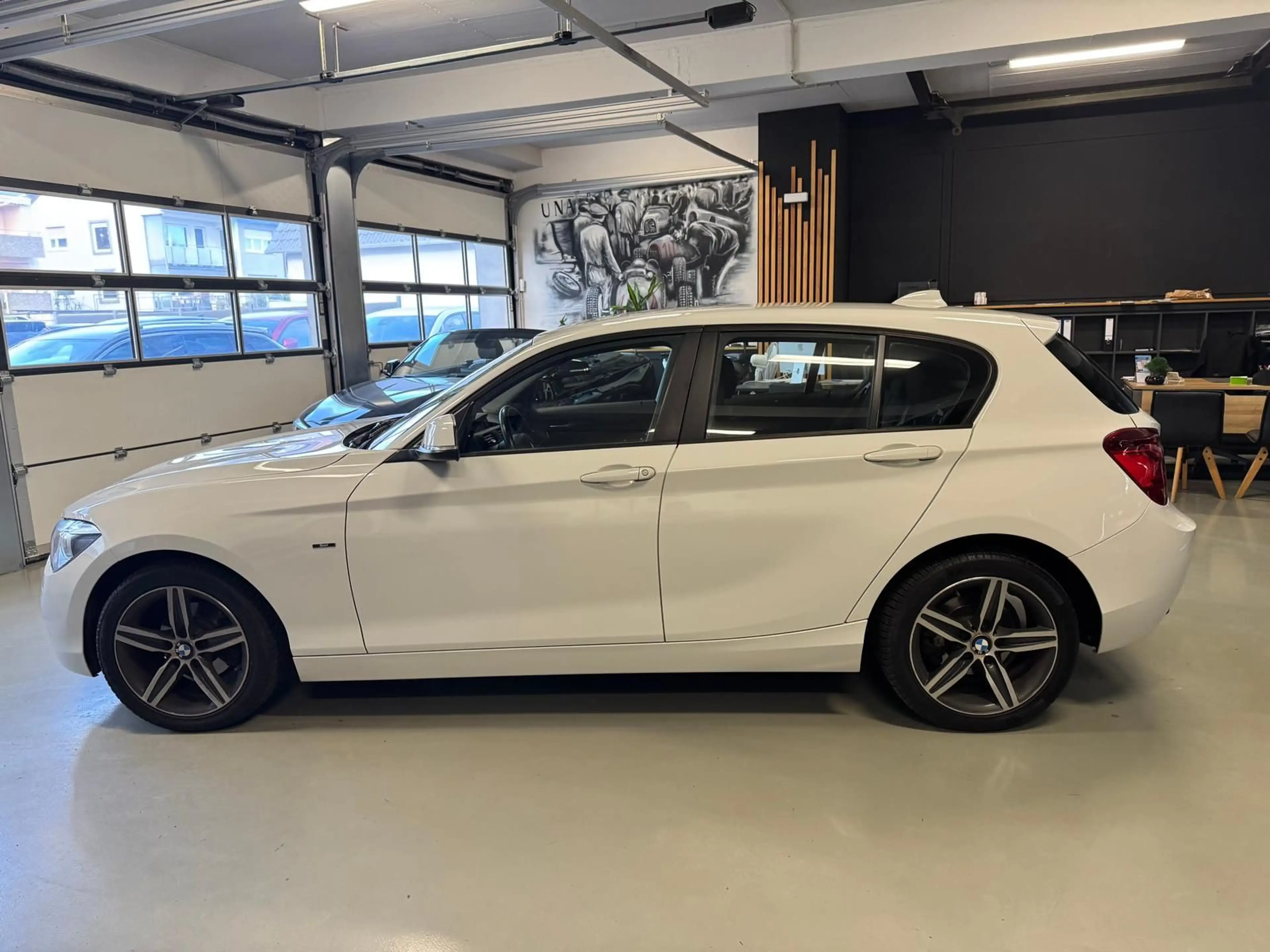 BMW 116 116 i 1.6 16V — photo 9