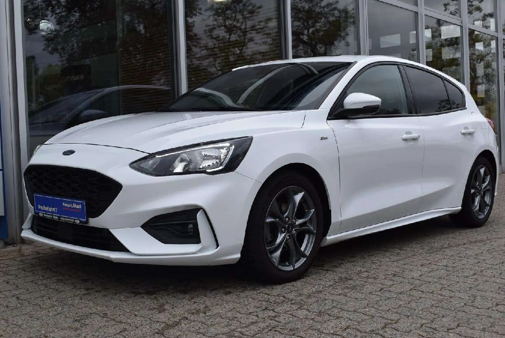 Ford Focus ST-Line Rot - 2