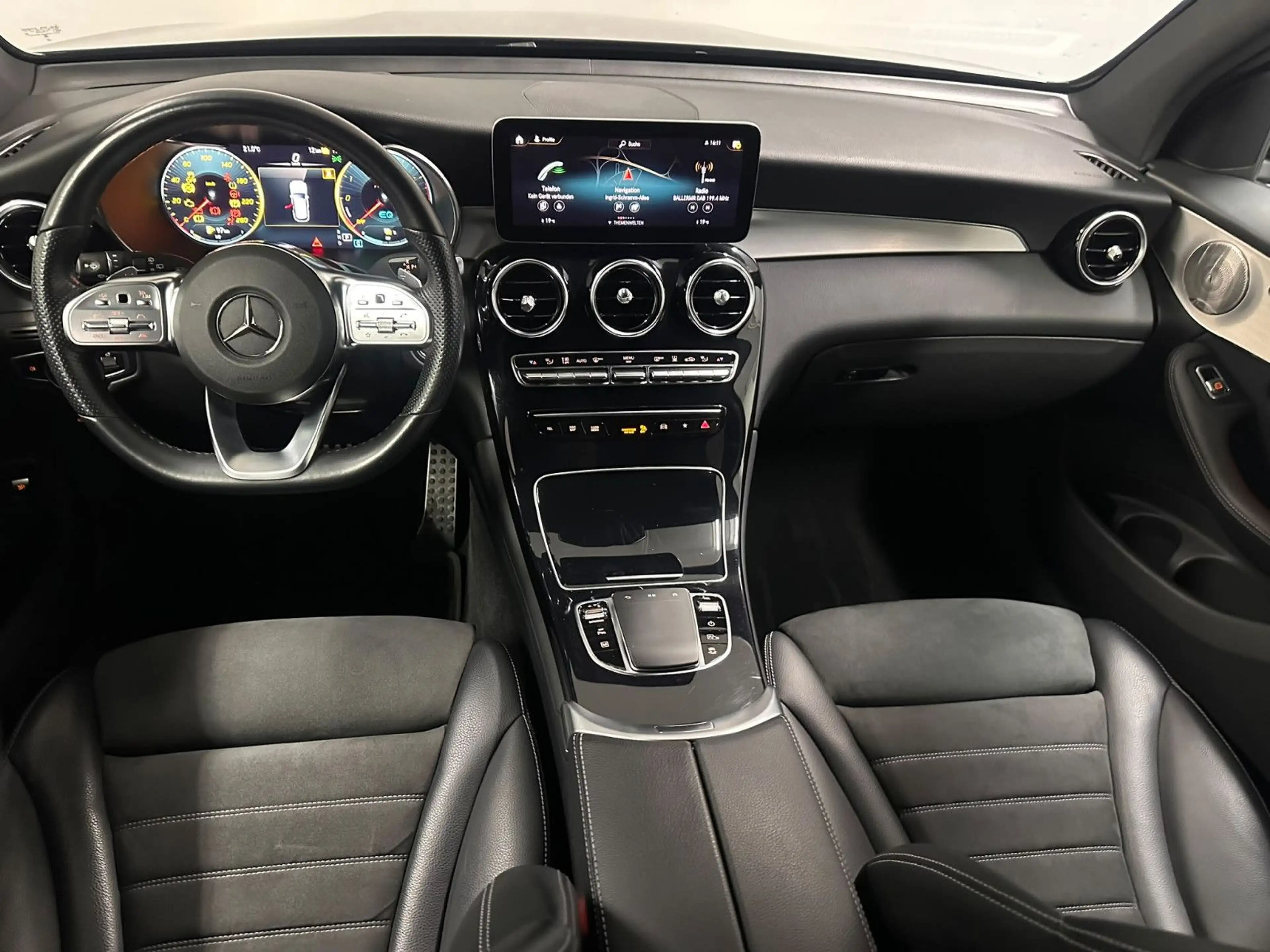 Mercedes-Benz GLC 300 de 4MATIC Autom.*AMG*NIGHT*HUD*KEYLESS* — photo 14