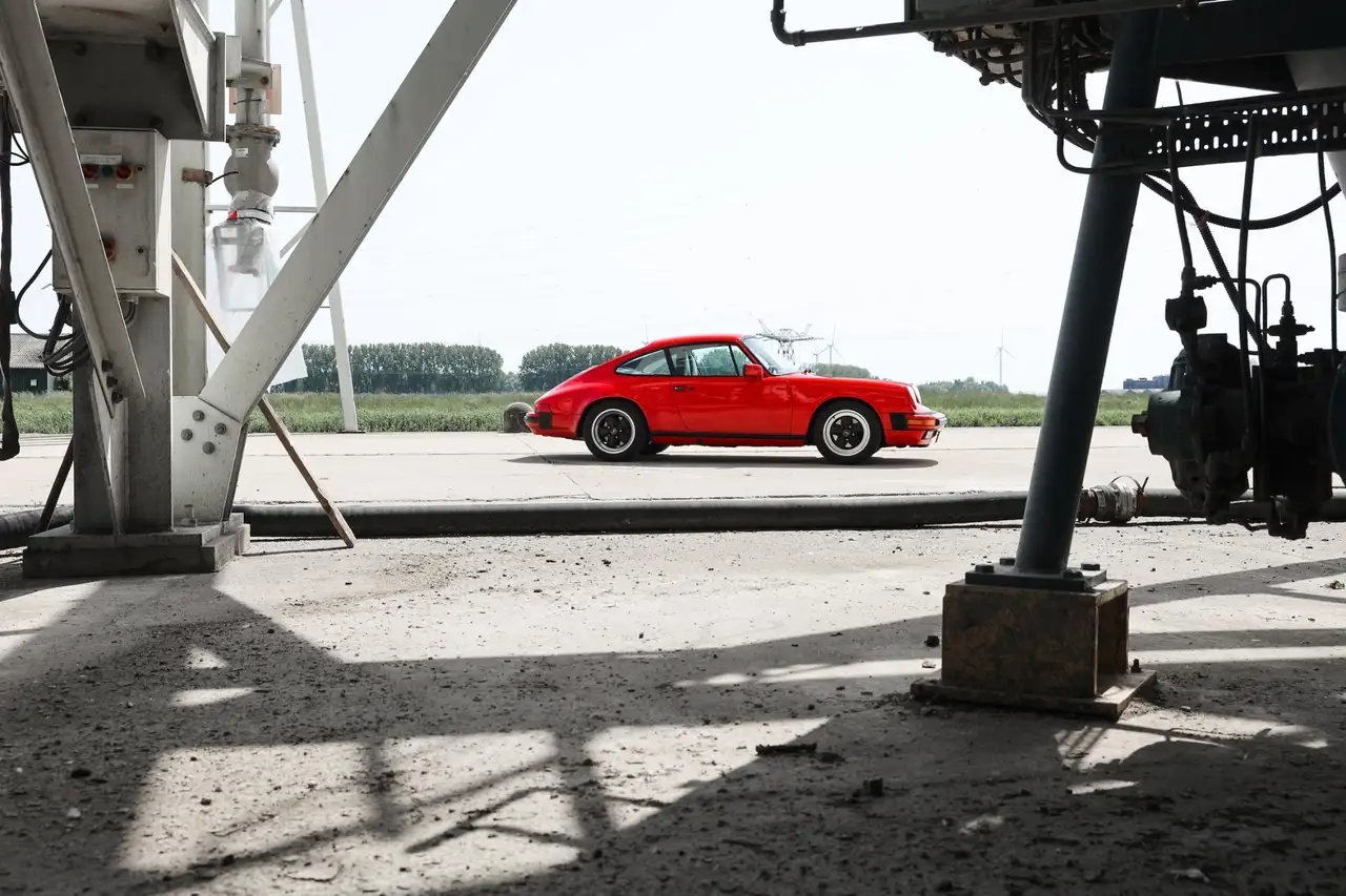 Porsche 911 Carrera 3.2 Coupé, foto 9