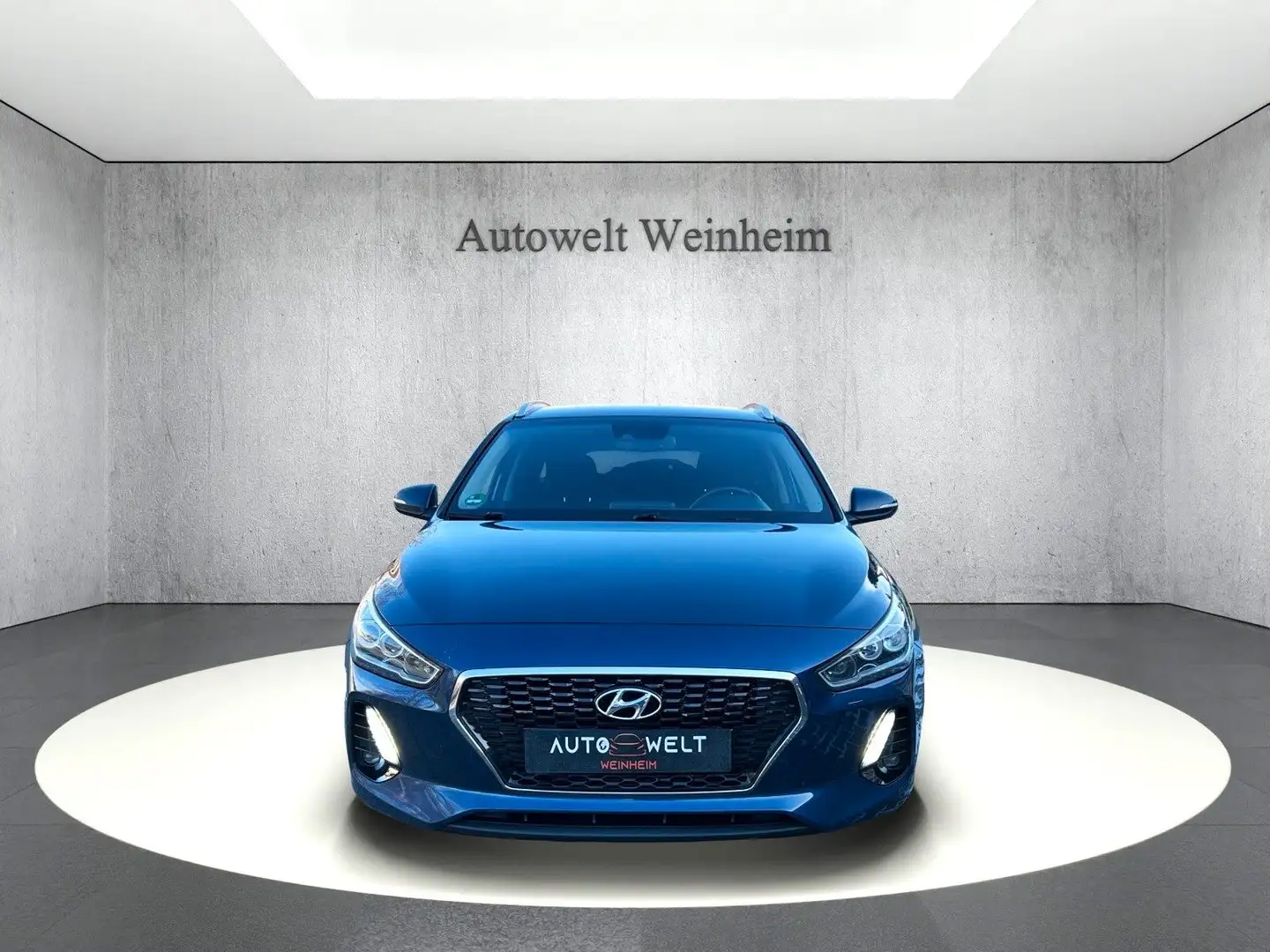 Hyundai i30 KOMBI°AUT°NAVI°KAMERA°SHZ°LHZ°NUR-EXPORT° Kék - 2