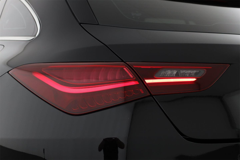 Mercedes-Benz CLA 180 d SB LED Kamera Aut. Österreich-Edition — photo 9