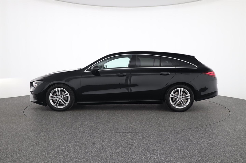 Mercedes-Benz CLA 180 d SB LED Kamera Aut. Österreich-Edition — photo 2
