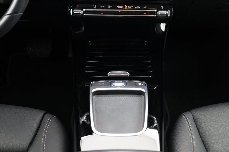 Mercedes-Benz CLA 180 d SB LED Kamera Aut. Österreich-Edition — photo 15