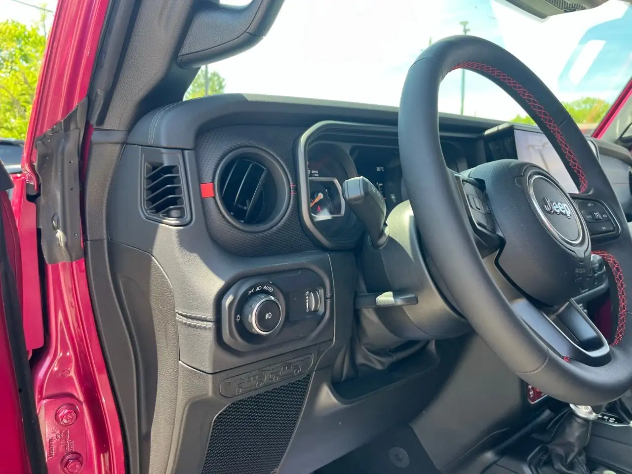 Jeep Wrangler снимка Jeep Wrangler