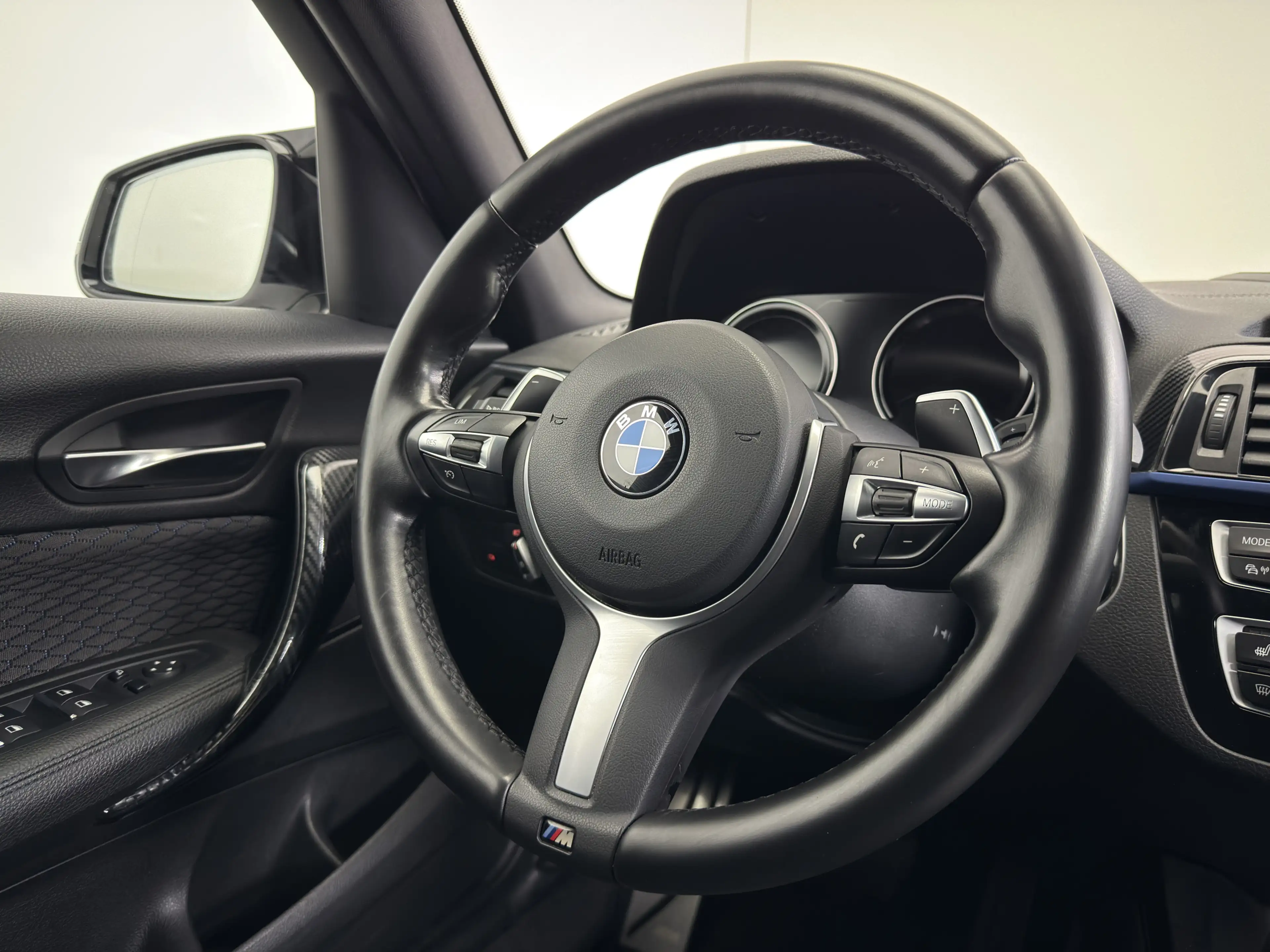 BMW 140 Special Edition|LED|HiFi|Keyless|Business| — photo 12