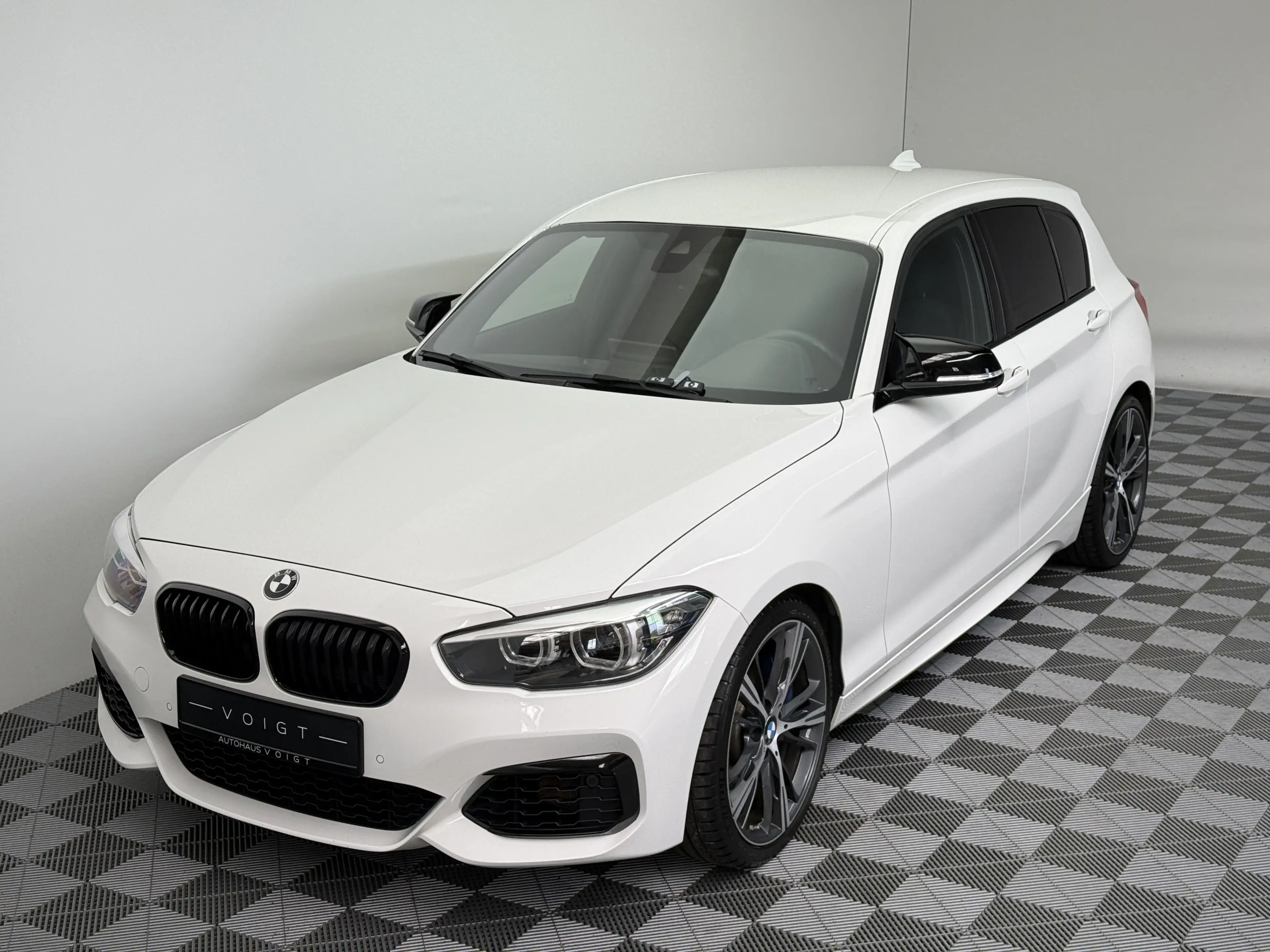 BMW 140 Special Edition|LED|HiFi|Keyless|Business| — photo 2