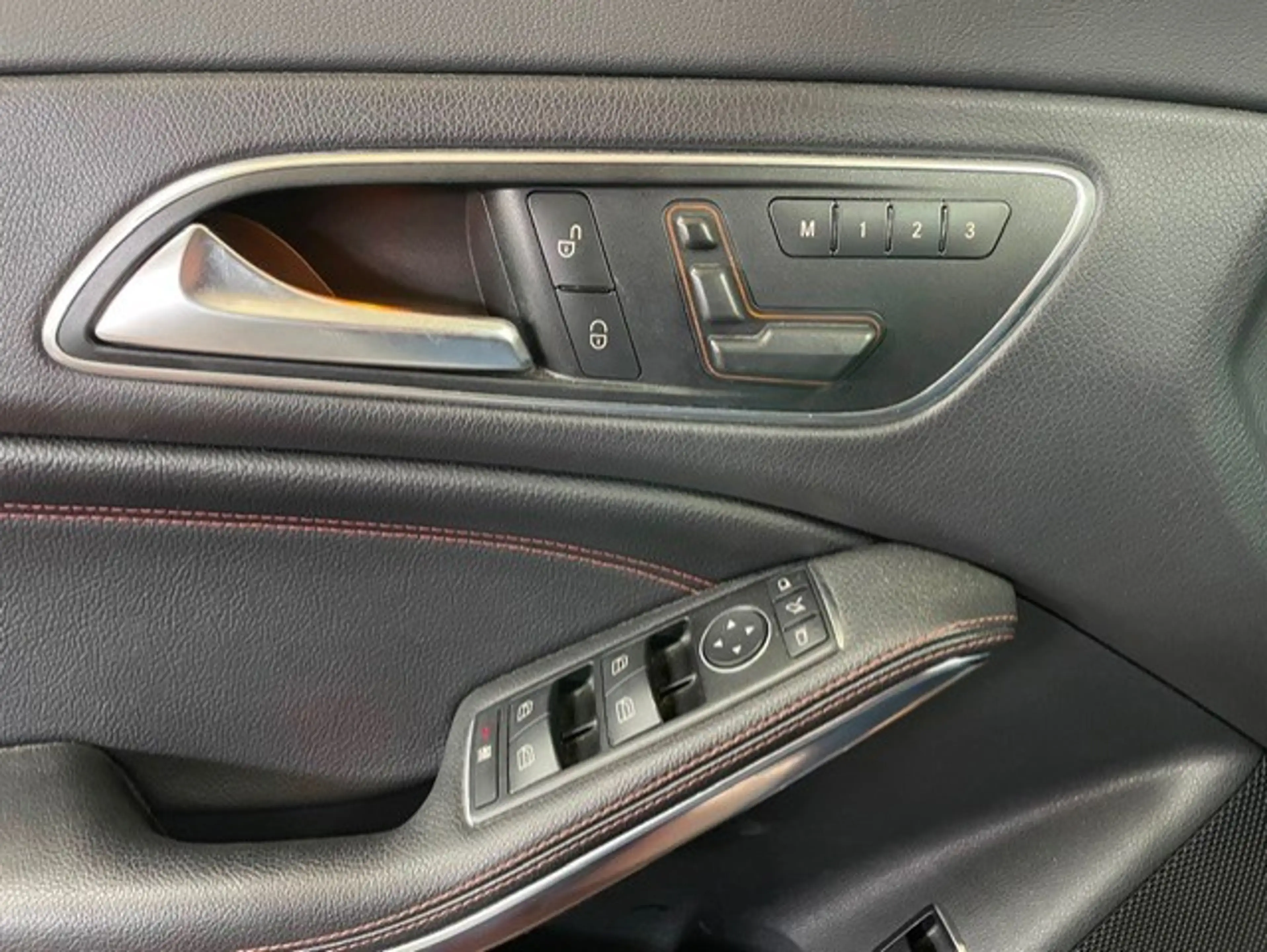 Mercedes-Benz CLA 45 AMG 4MATIC PANO LEDER BI XENON NAVI CAMERA — photo 14