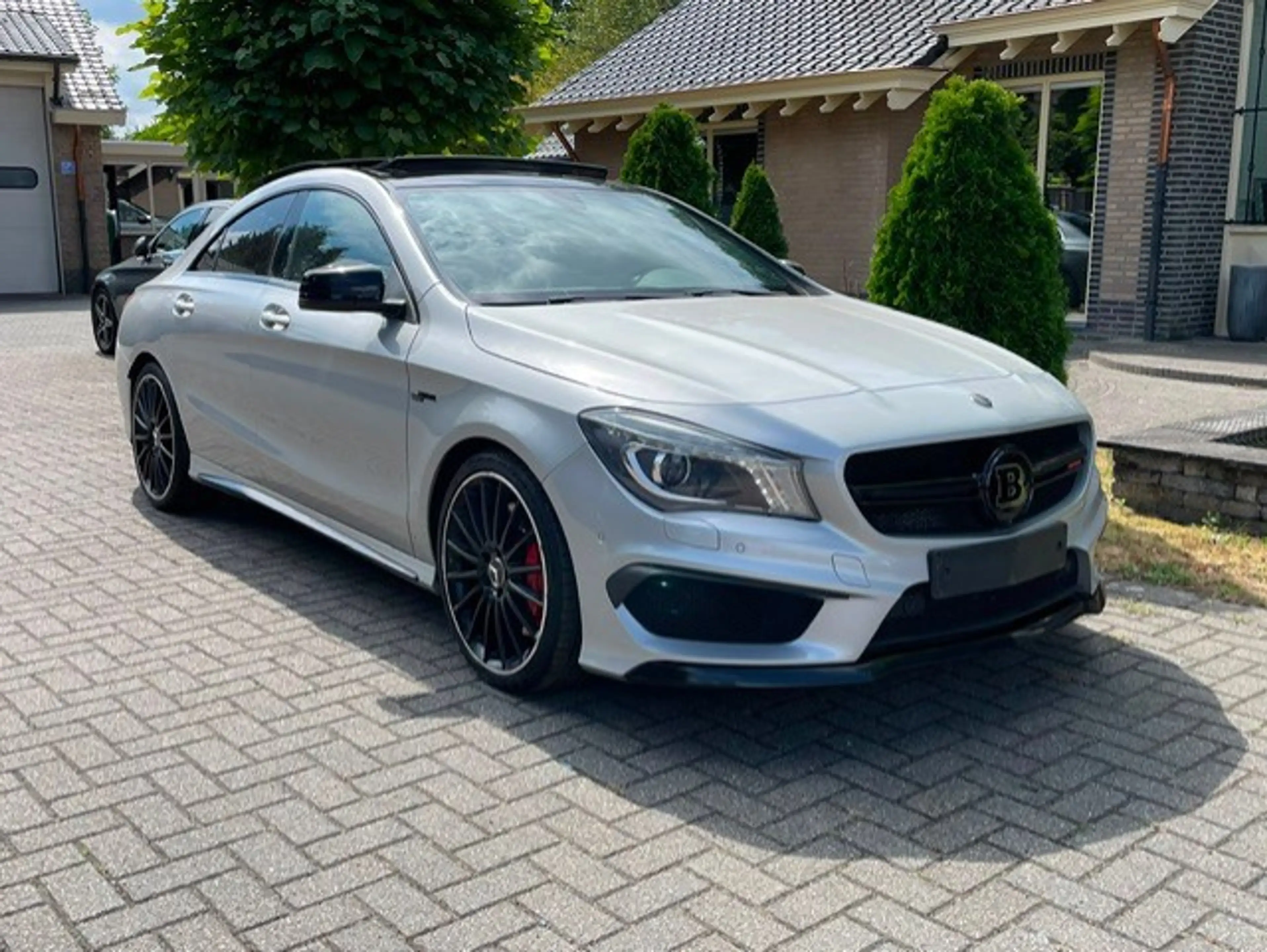 Mercedes-Benz CLA 45 AMG 4MATIC PANO LEDER BI XENON NAVI CAMERA — photo 4