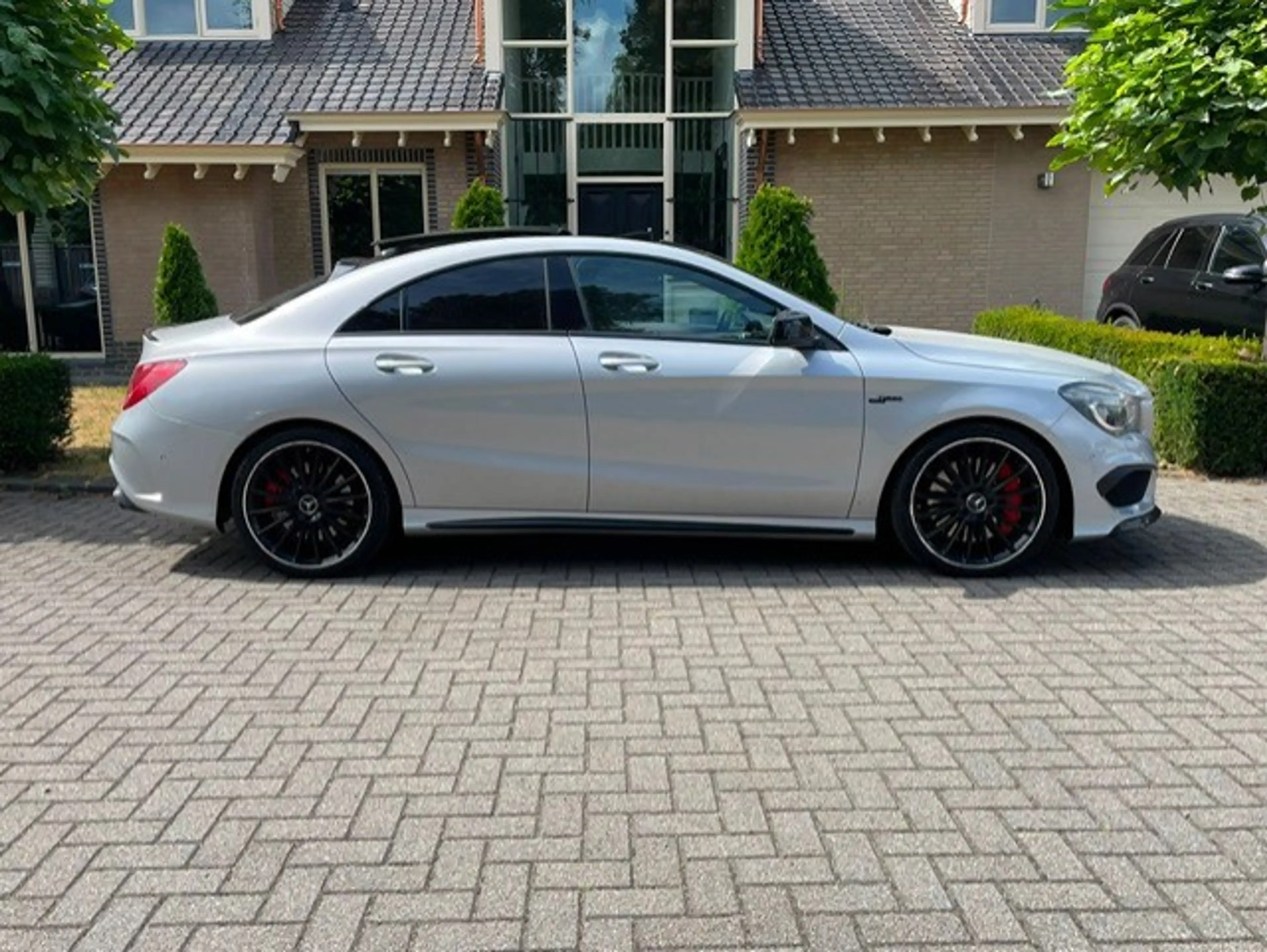 Mercedes-Benz CLA 45 AMG 4MATIC PANO LEDER BI XENON NAVI CAMERA — photo 5