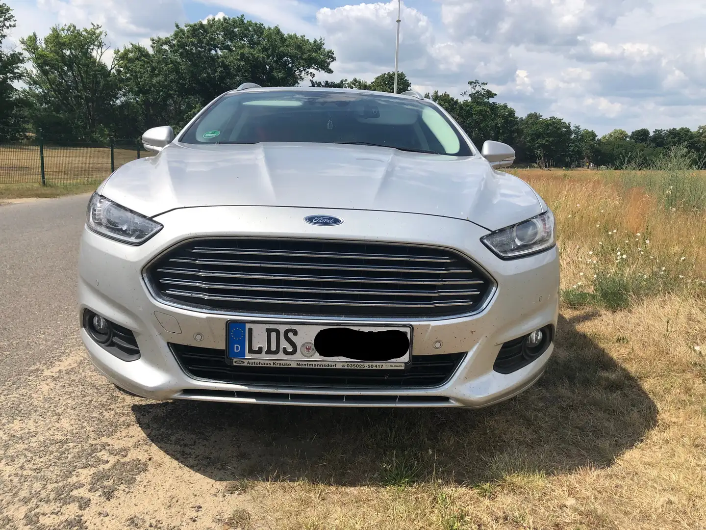 Ford Mondeo Mondeo Turnier 2.0 TDCi Start-StoppBusiness Editio Silber - 1
