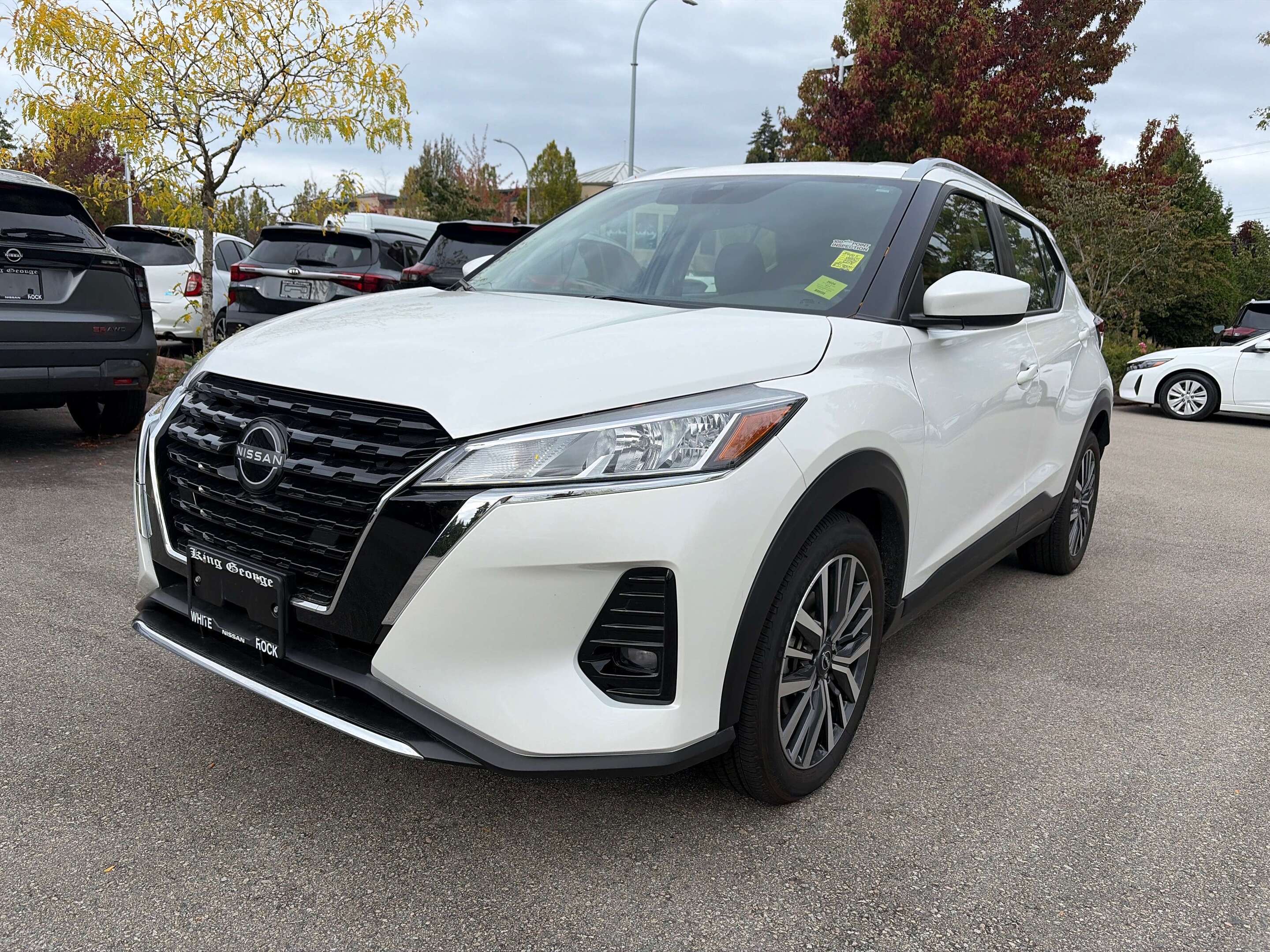 White 2024 Nissan Kicks SUV / Crossover Front-Wheel Drive Automatic