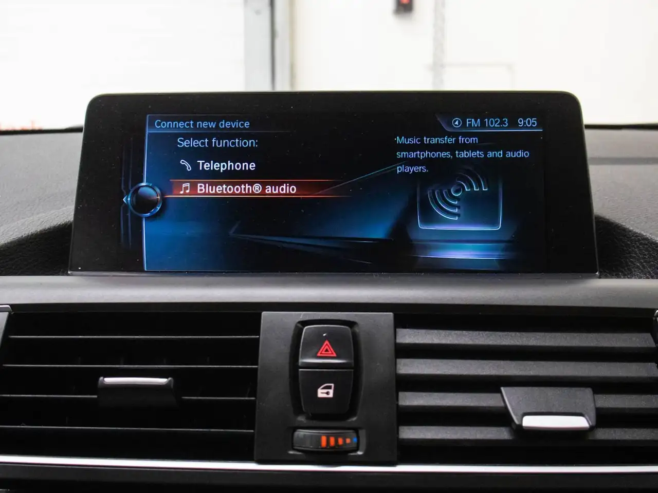 BMW 2 Series снимка BMW 2 Series