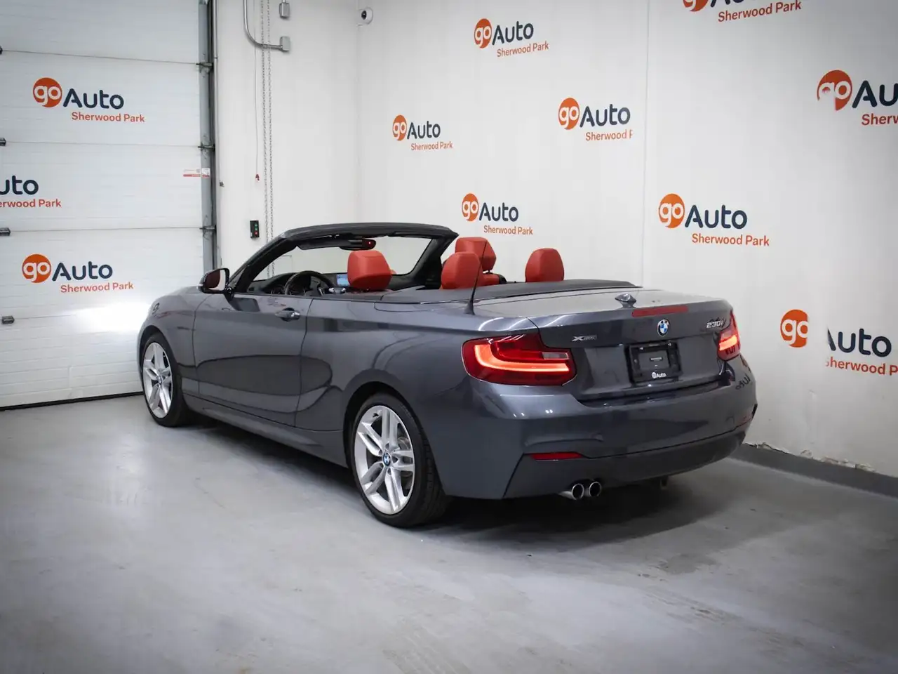 BMW 2 Series снимка BMW 2 Series
