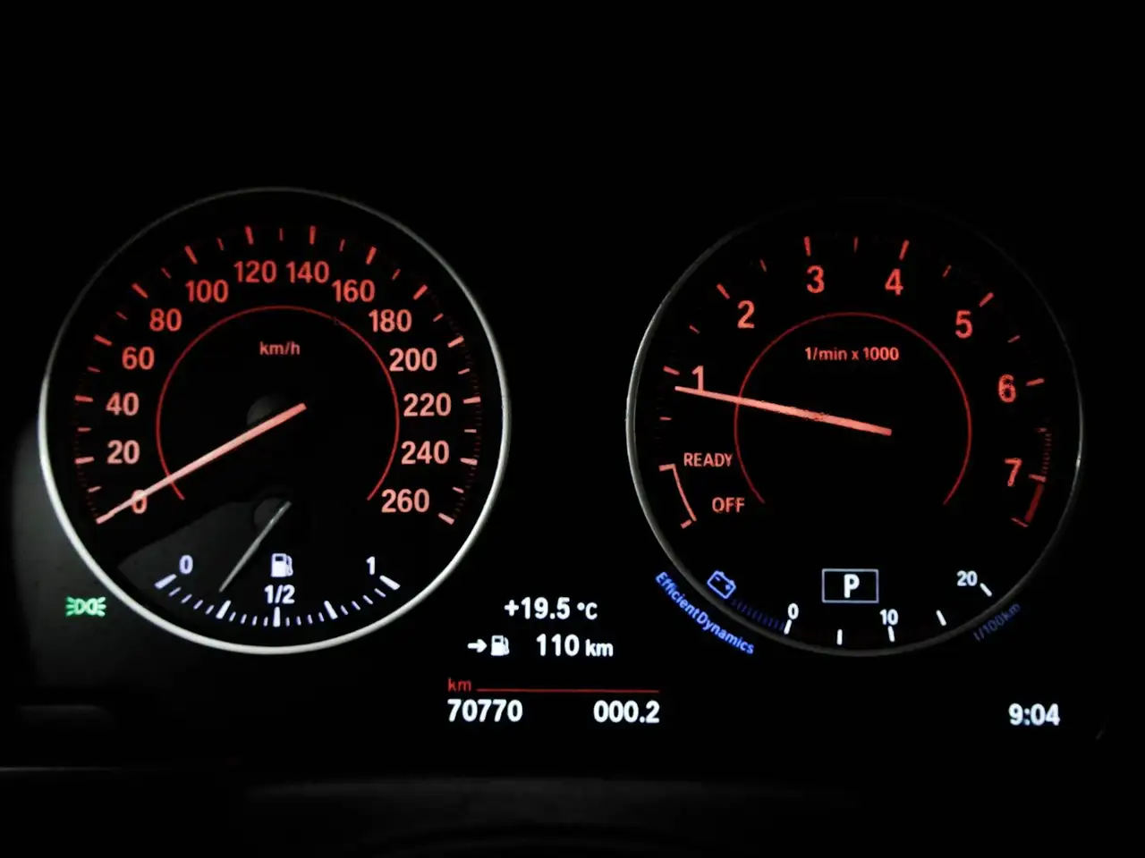BMW 2 Series снимка BMW 2 Series