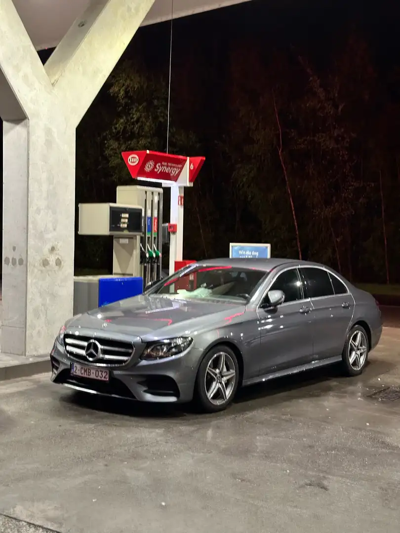 Mercedes-Benz E 220 d 9G-TRONIC AMG Line - 1