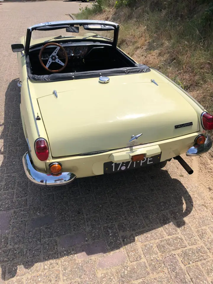 Triumph Spitfire 1300 MK IV Soft Top, foto 4