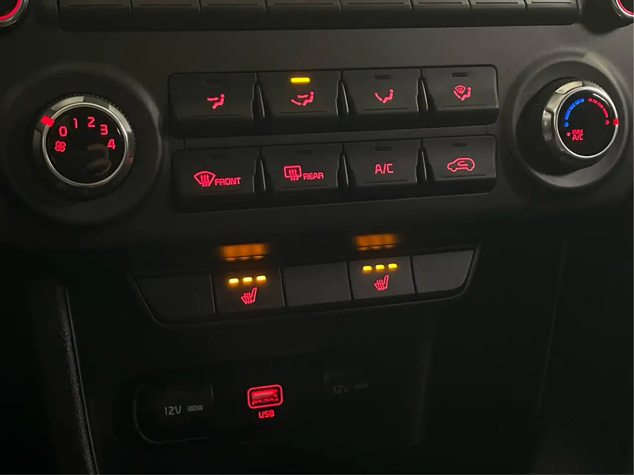 Kia Sportage снимка Kia Sportage