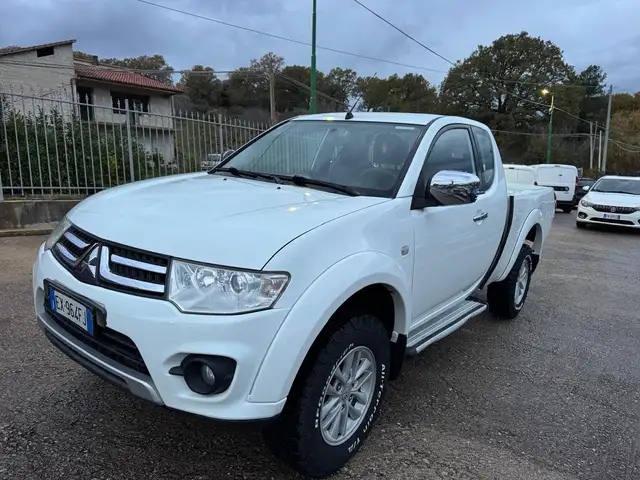 Mitsubishi L200 L200 2.5 di-d Intense Plus 178 8cv N1 E5