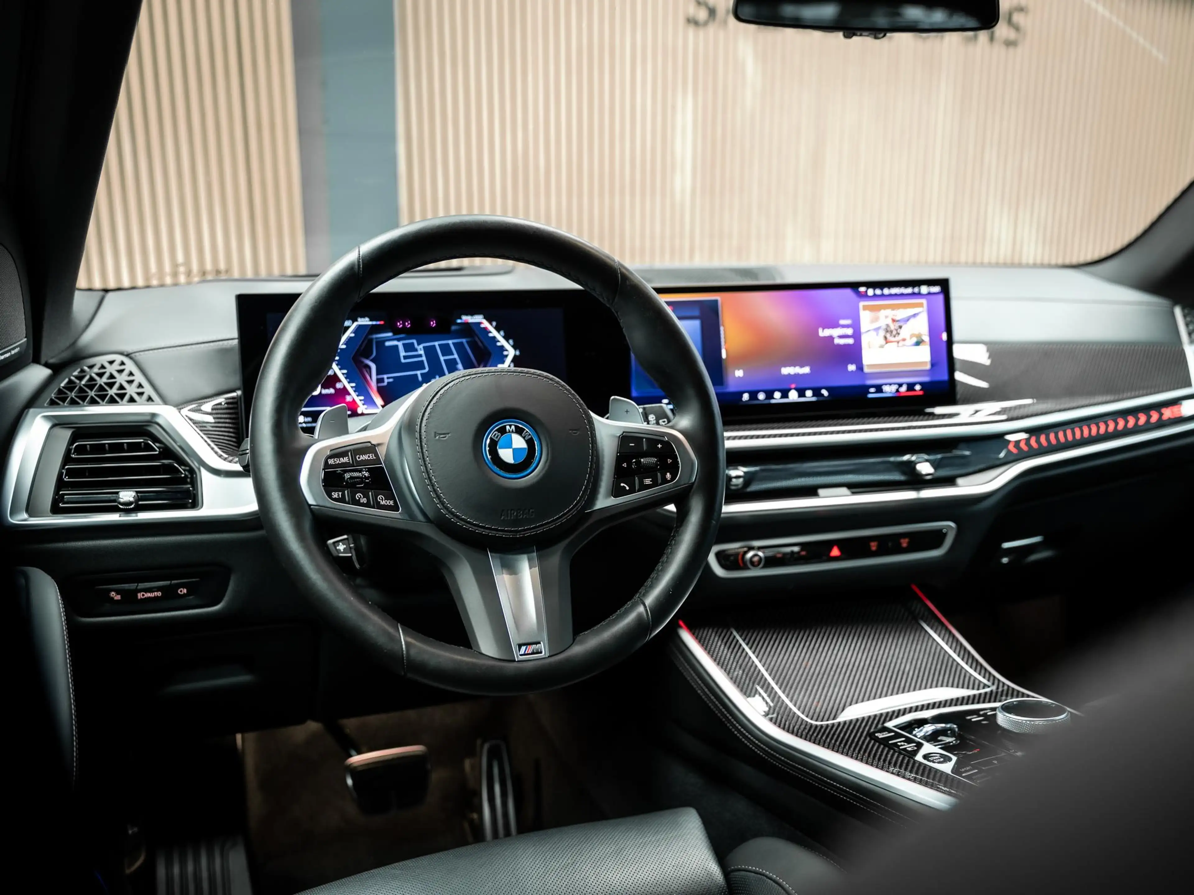 BMW X5 xDrive50e Vol uitgevoerde Frozen Black X5 Skyloung — photo 33