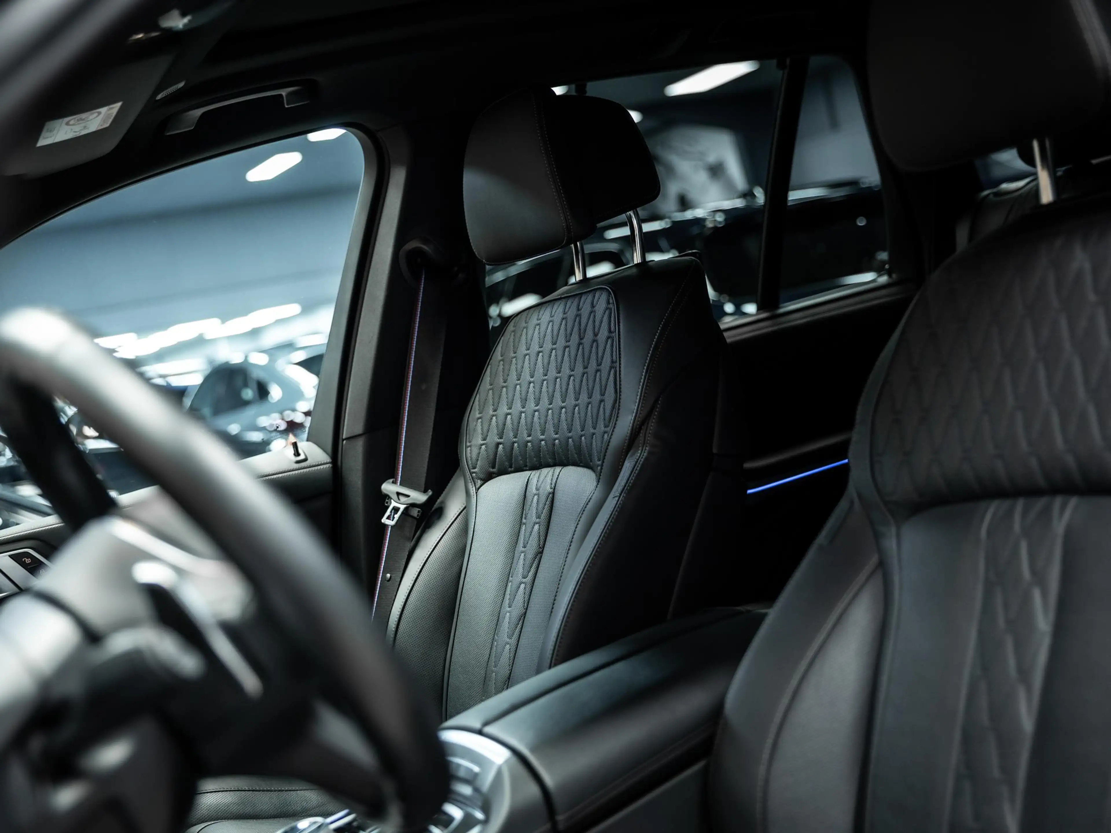 BMW X5 xDrive50e Vol uitgevoerde Frozen Black X5 Skyloung — photo 38