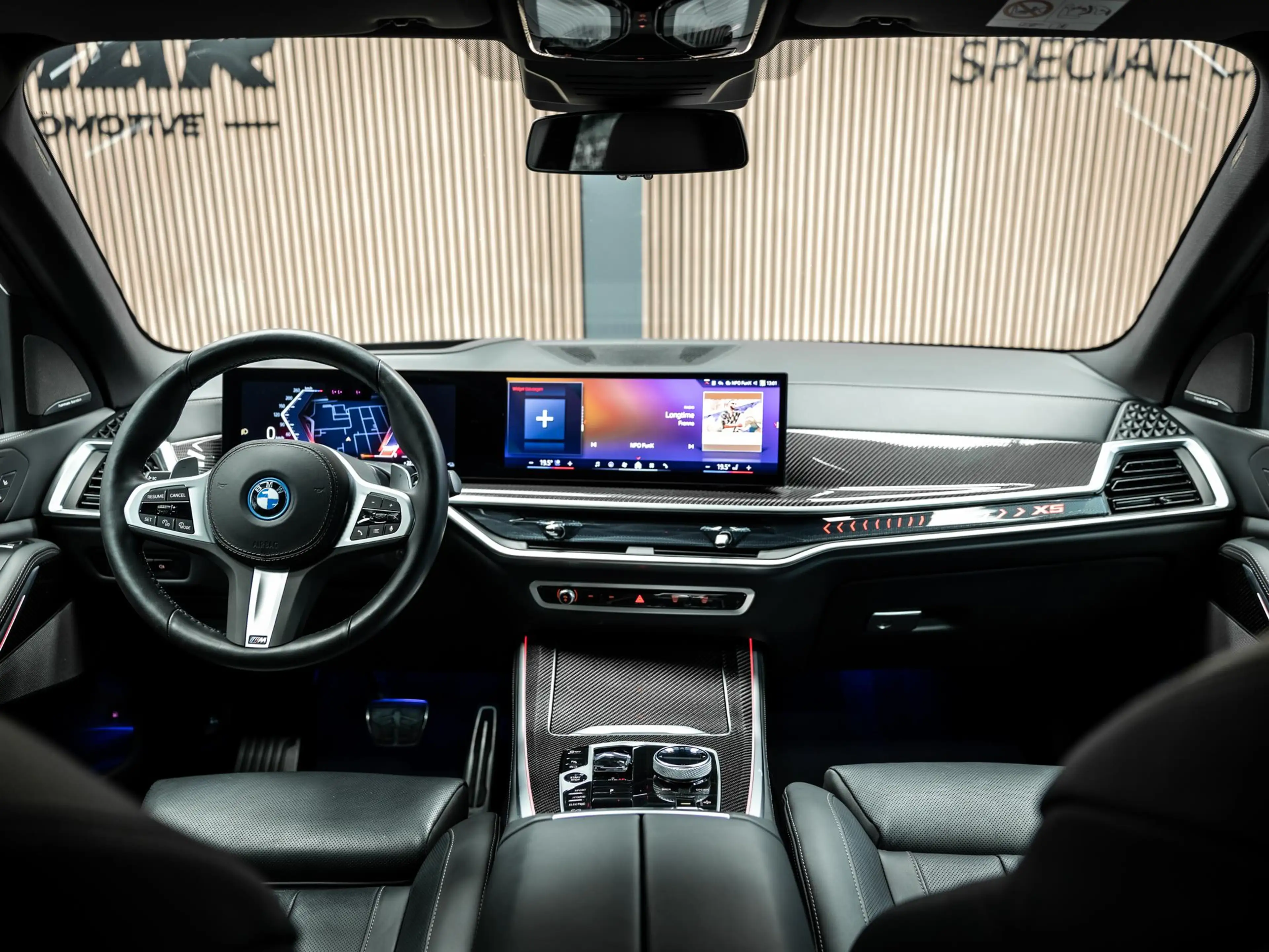 BMW X5 xDrive50e Vol uitgevoerde Frozen Black X5 Skyloung — photo 21