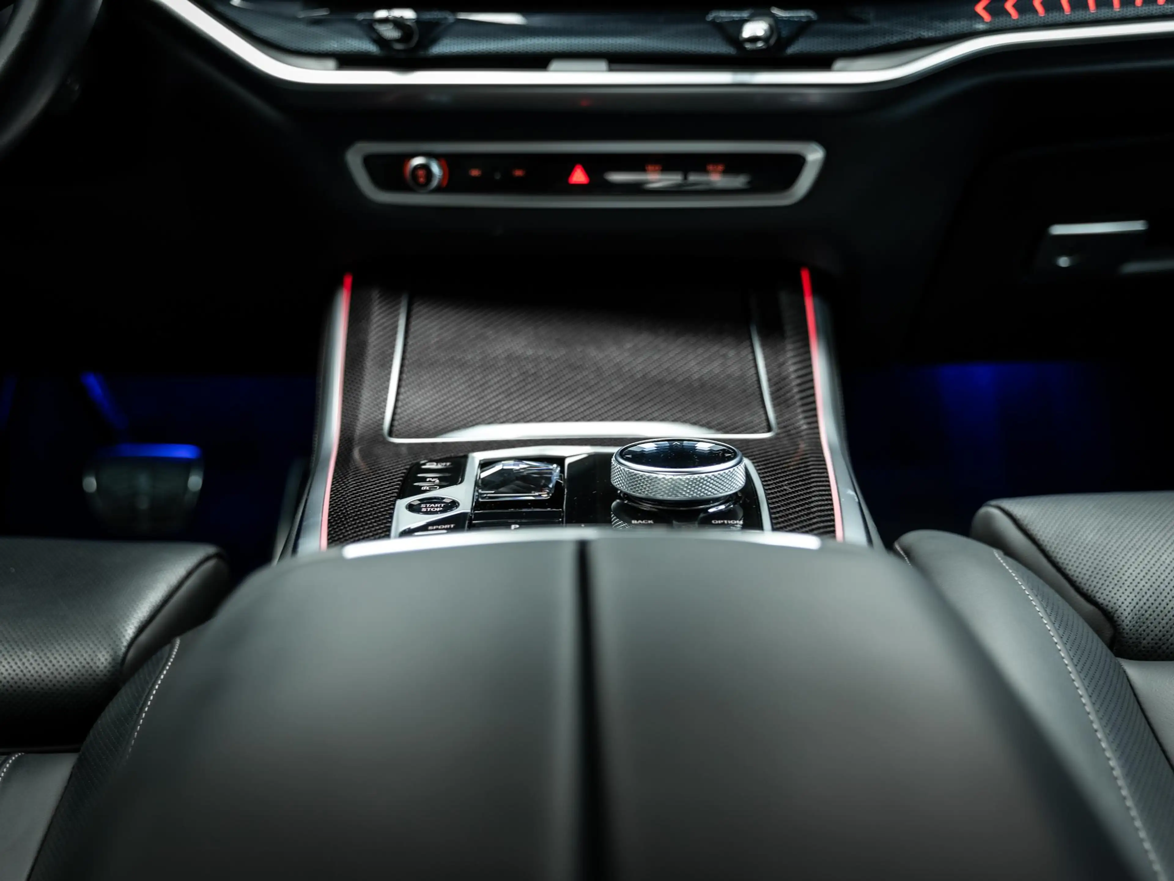 BMW X5 xDrive50e Vol uitgevoerde Frozen Black X5 Skyloung — photo 22