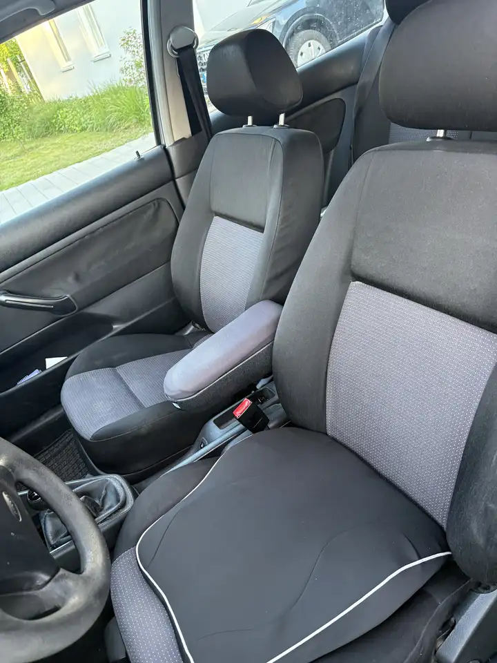 Volkswagen Golf Special, foto 9
