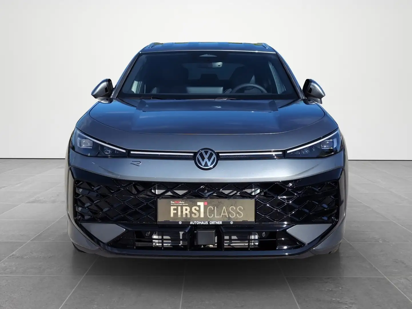 Volkswagen T-Roc R-Line eTSI DSG Grau - 2