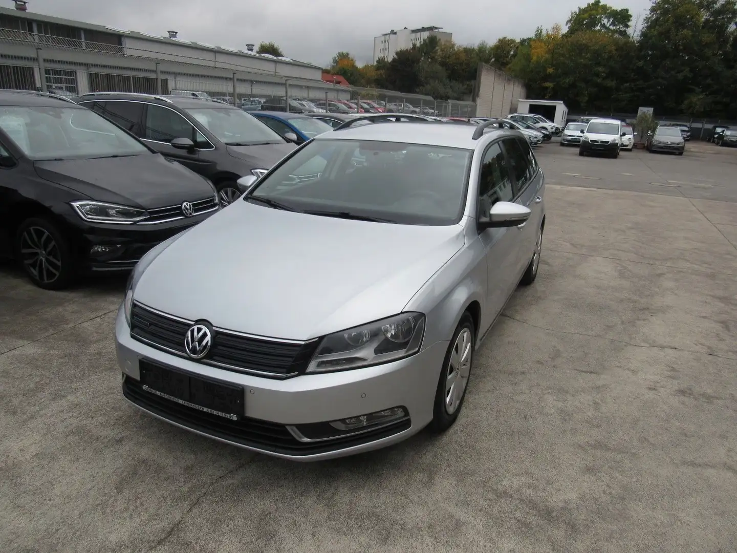 Volkswagen Passat Variant BlueMotion,KLIMA,SITZHEIZUNG. Argent - 1