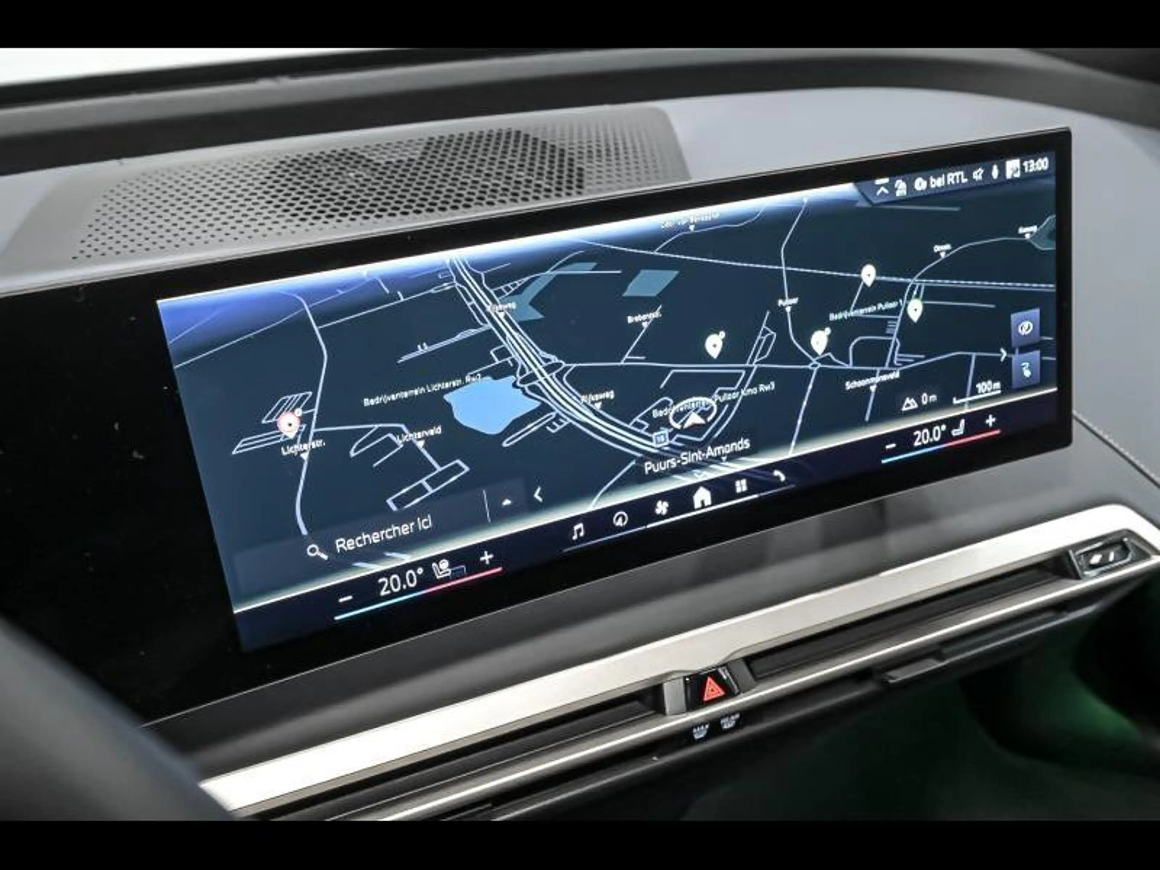 BMW iX xDrive50 - Sport — photo 11