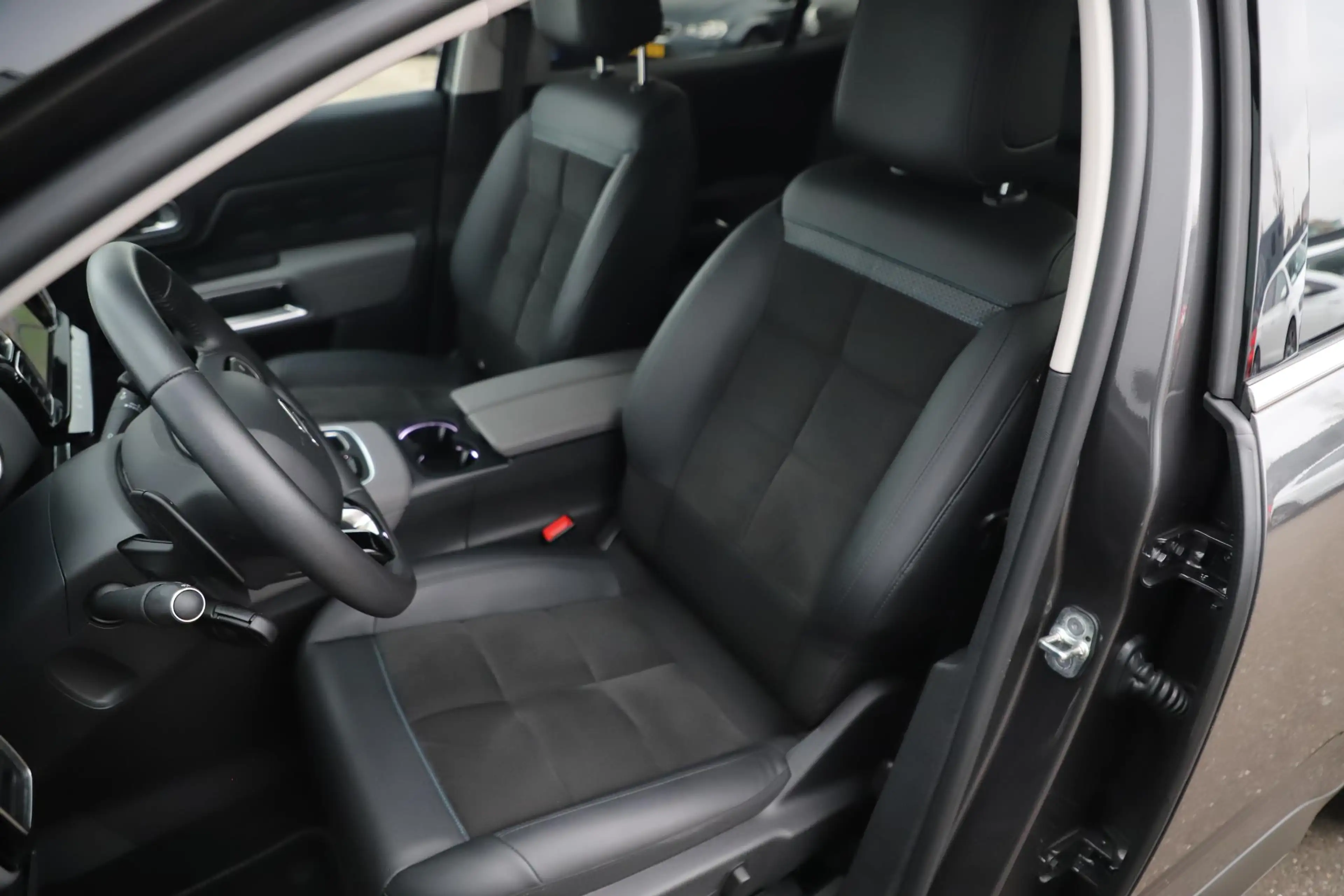 Citroen C5 Aircross 1.6 Plug-in Hybrid 225 Business Plus Automaat 19 i — photo 6