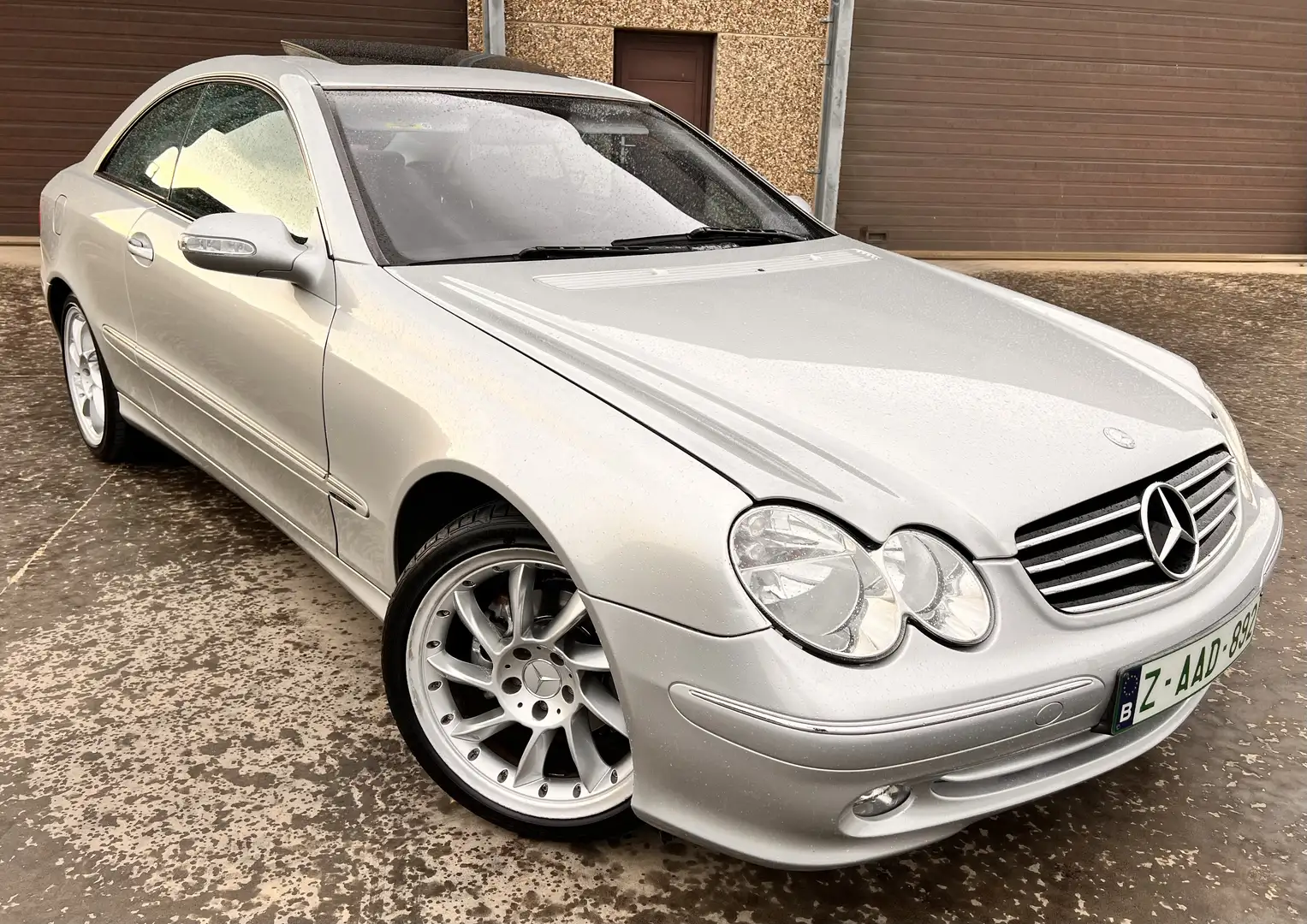 Mercedes-Benz CLK 1.8i / Boîte automatique / air conditionné Zilver - 2